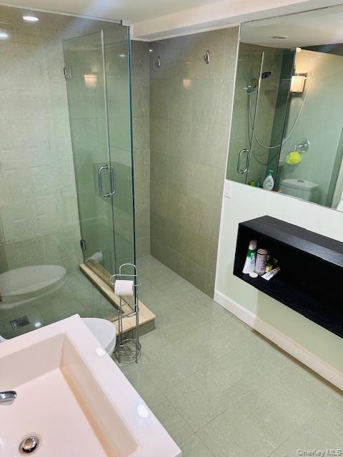 190 Schofield Street # 2E, Bronx, NY 10464