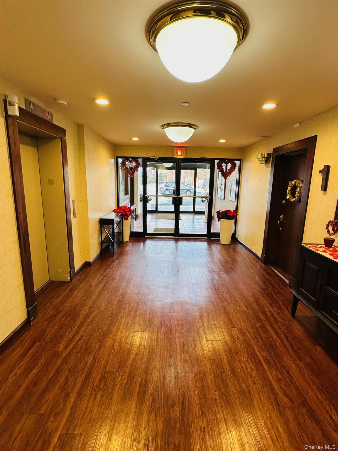 190 Schofield Street # 2E, Bronx, NY 10464