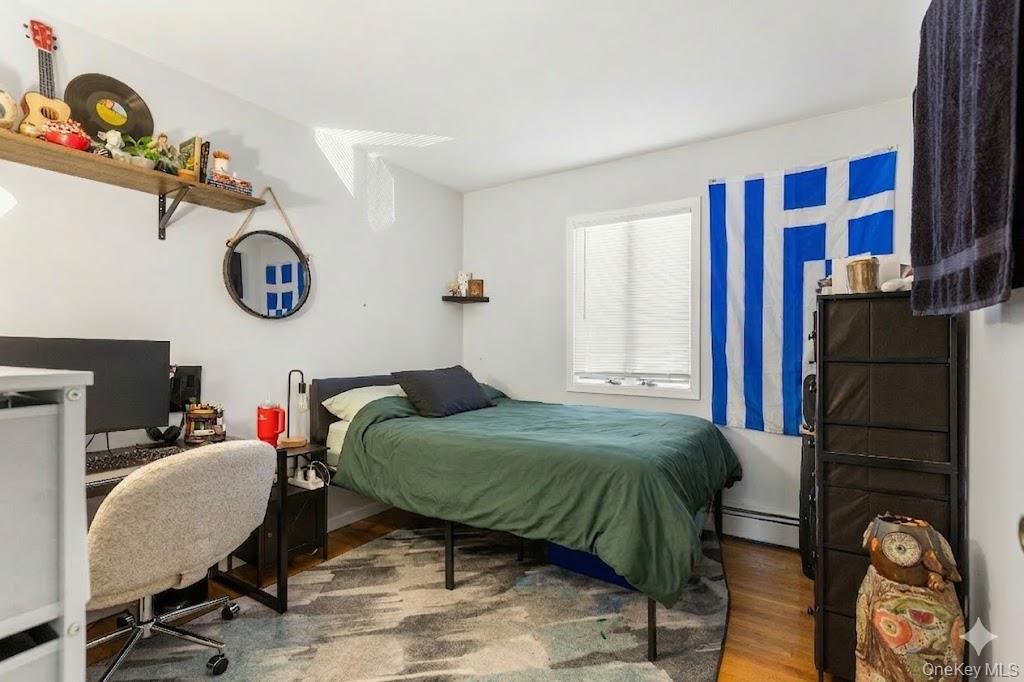 809 Canal Street, Lindenhurst, NY 11757