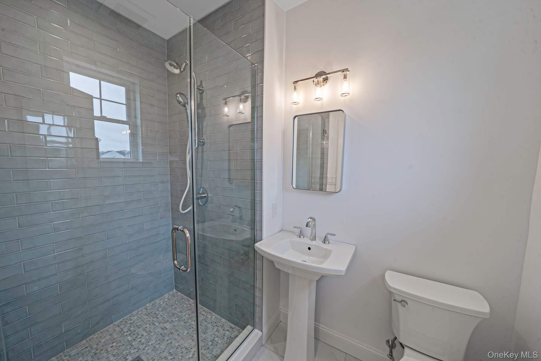 457 Pond Path, East Setauket, NY 11733