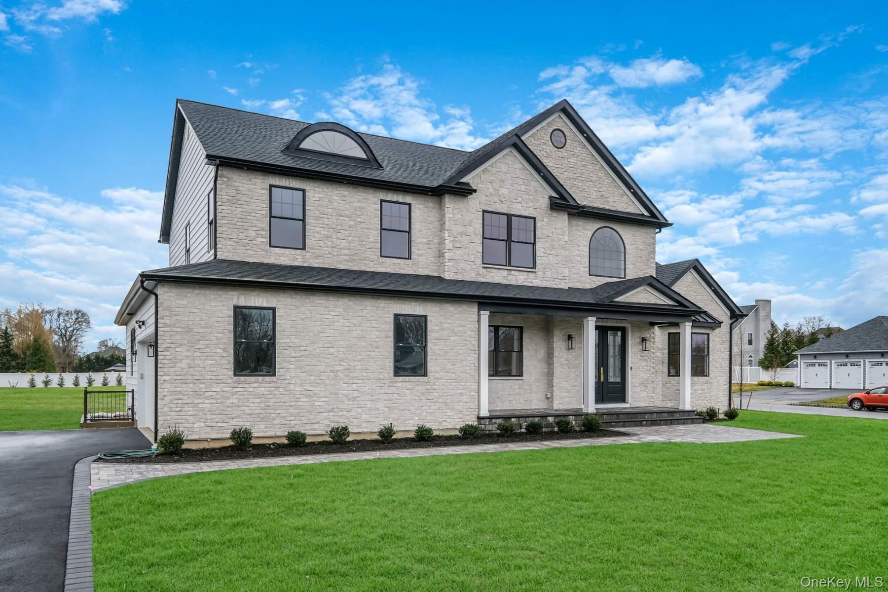 457 Pond Path, East Setauket, NY 11733