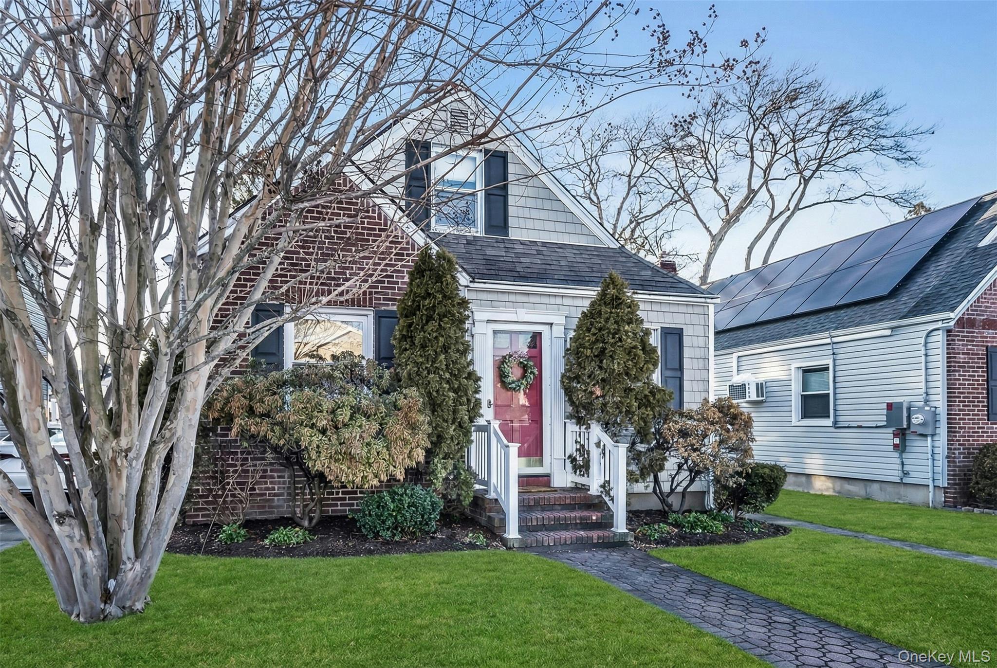 232 Ribbon Street, Franklin Square, NY 11010