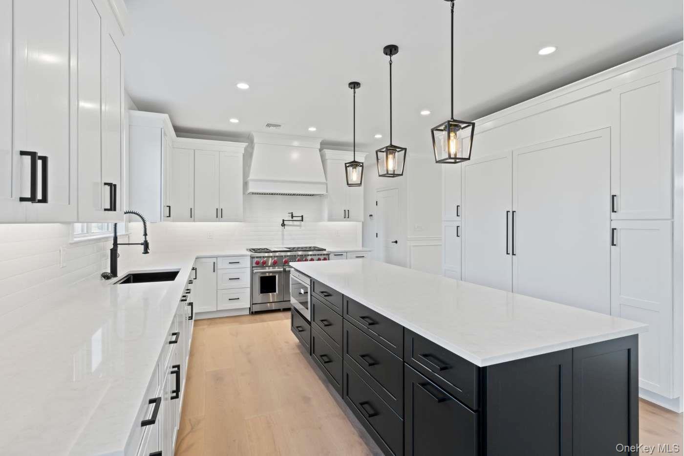 457 Pond Path, East Setauket, NY 11733