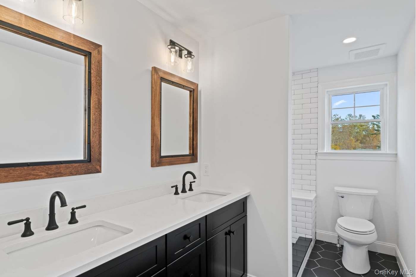 457 Pond Path, East Setauket, NY 11733