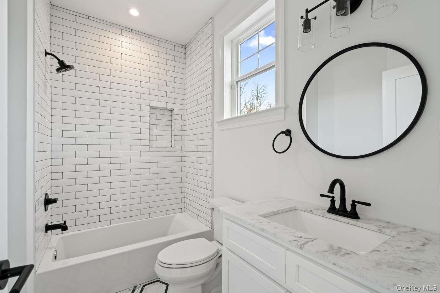 457 Pond Path, East Setauket, NY 11733