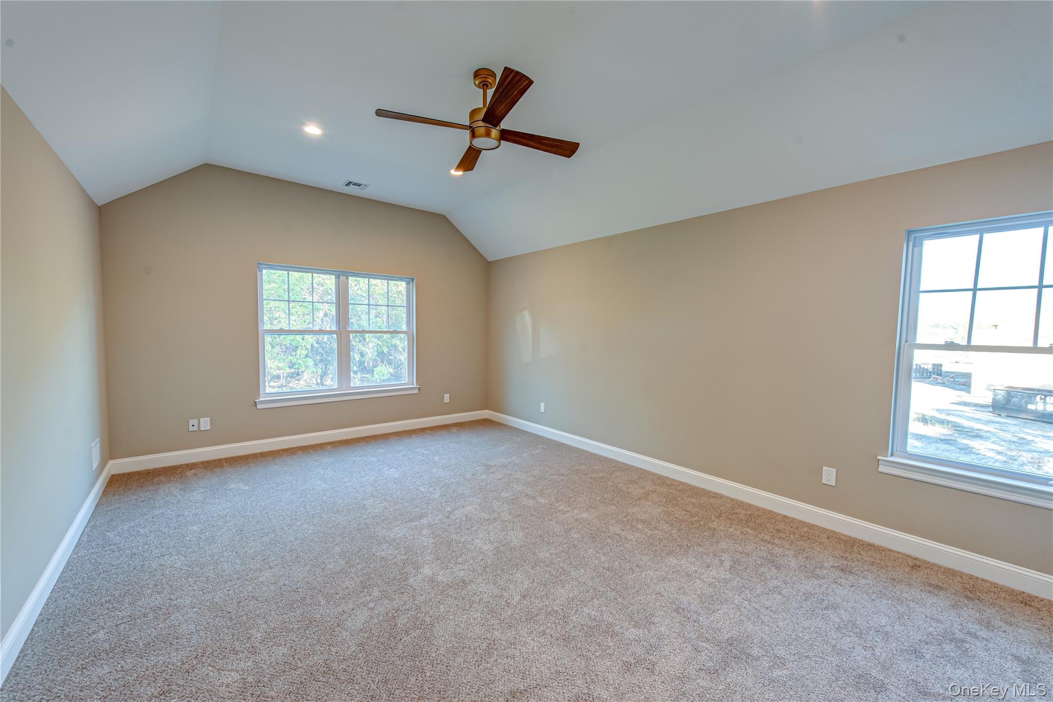 457 Pond Path, East Setauket, NY 11733