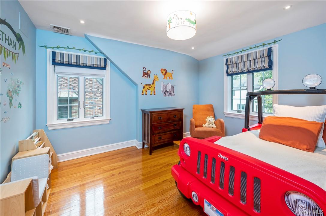 468 Murray Street, Pelham, NY 10803