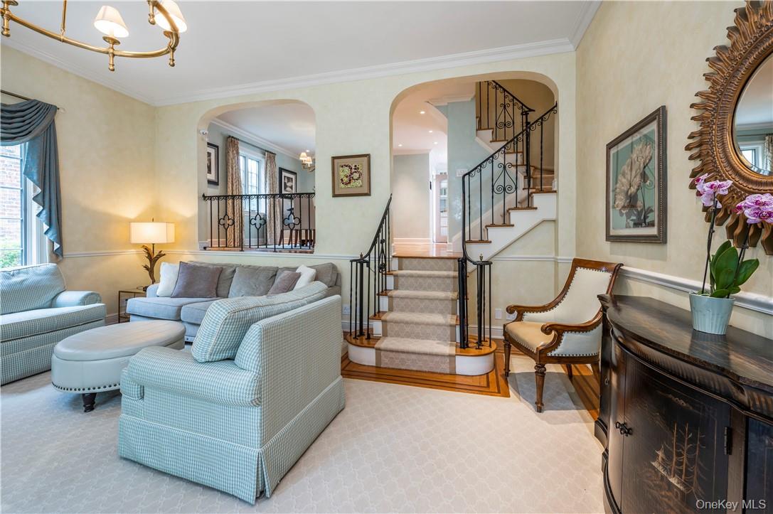 468 Murray Street, Pelham, NY 10803