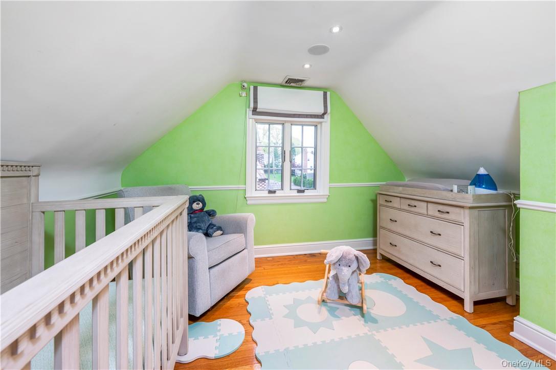 468 Murray Street, Pelham, NY 10803