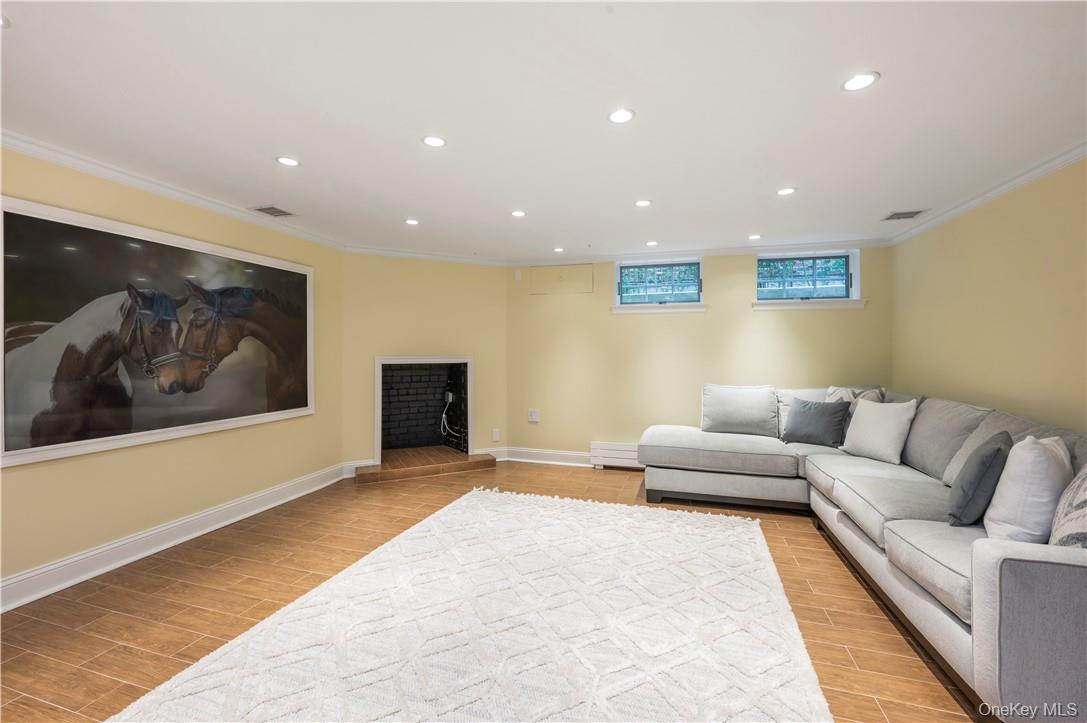 468 Murray Street, Pelham, NY 10803