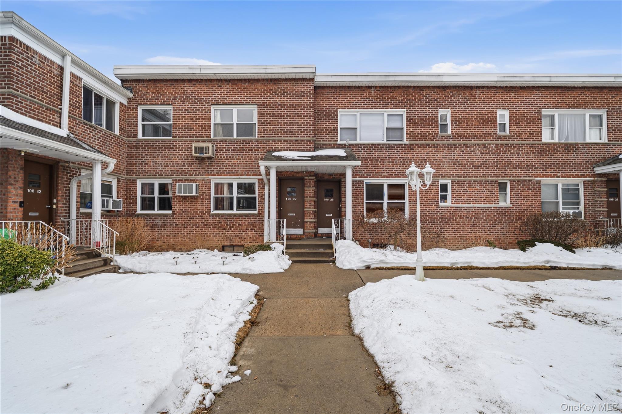 198-28 Pompeii Avenue # 2, Holliswood, NY 11423