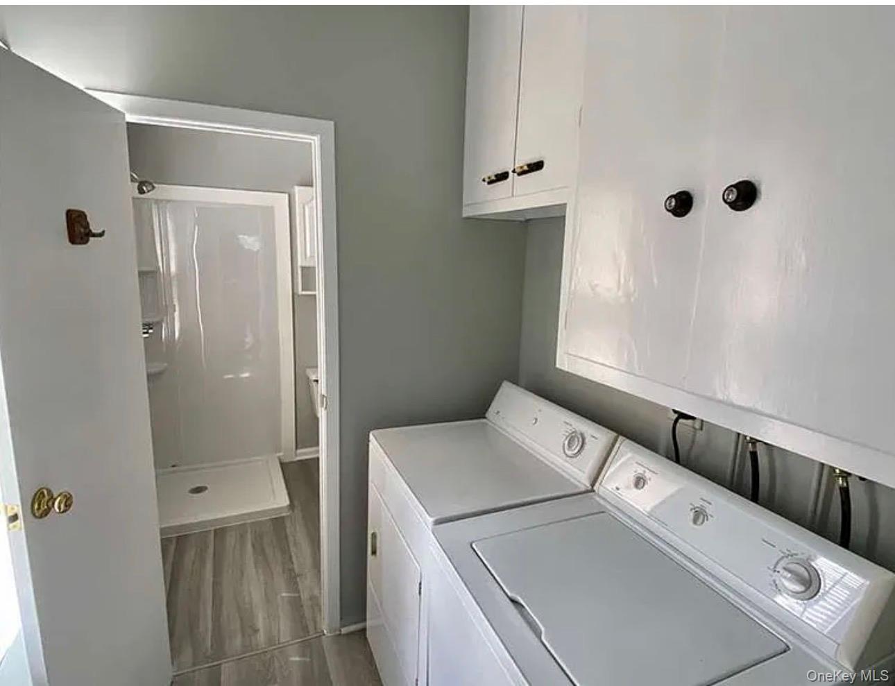 21 Duane Street, Farmingdale, NY 11735