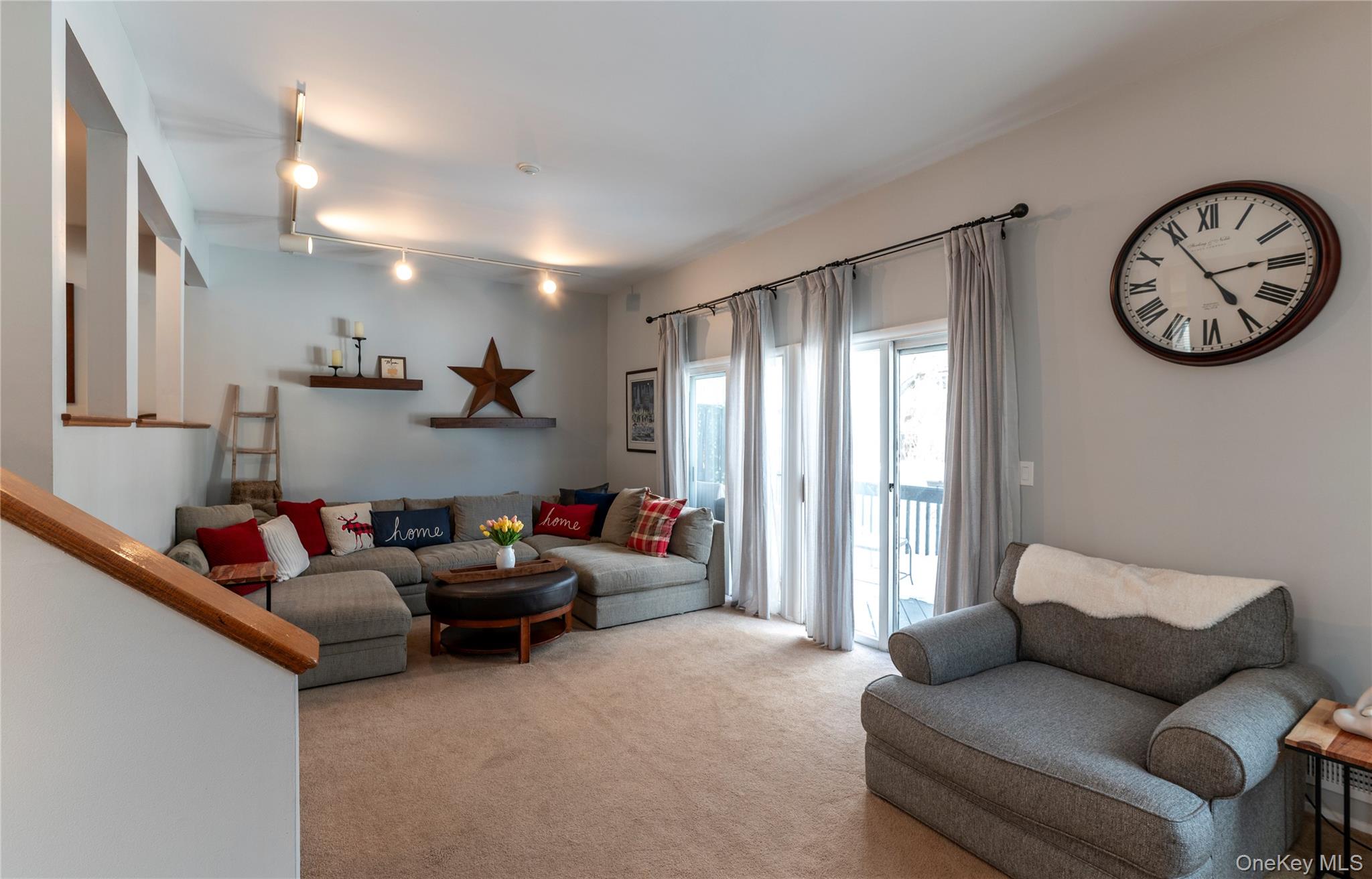 97 Village Green, Bardonia, NY 10954