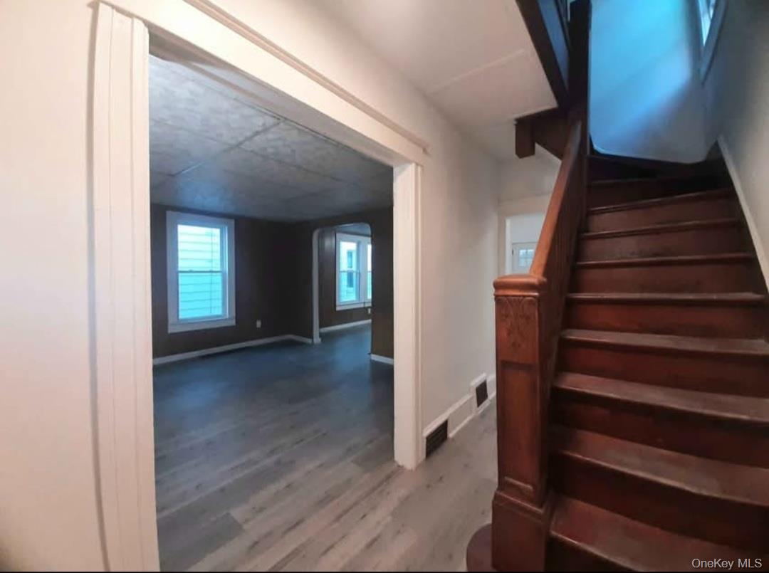 124 South Avenue, Poughkeepsie, NY 12601