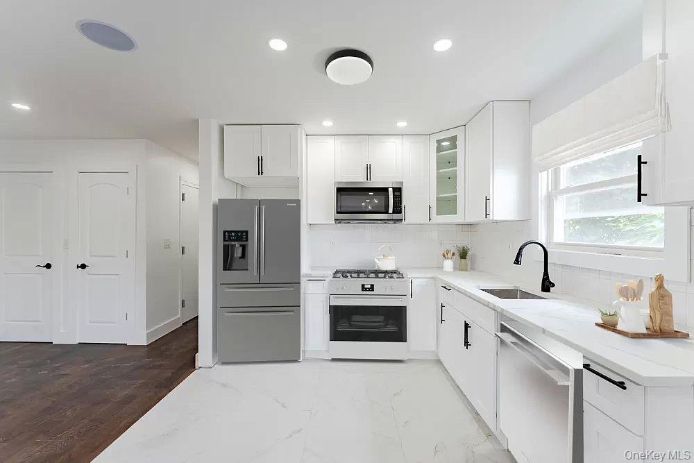 345 Schenck Avenue, Brooklyn, NY 11207