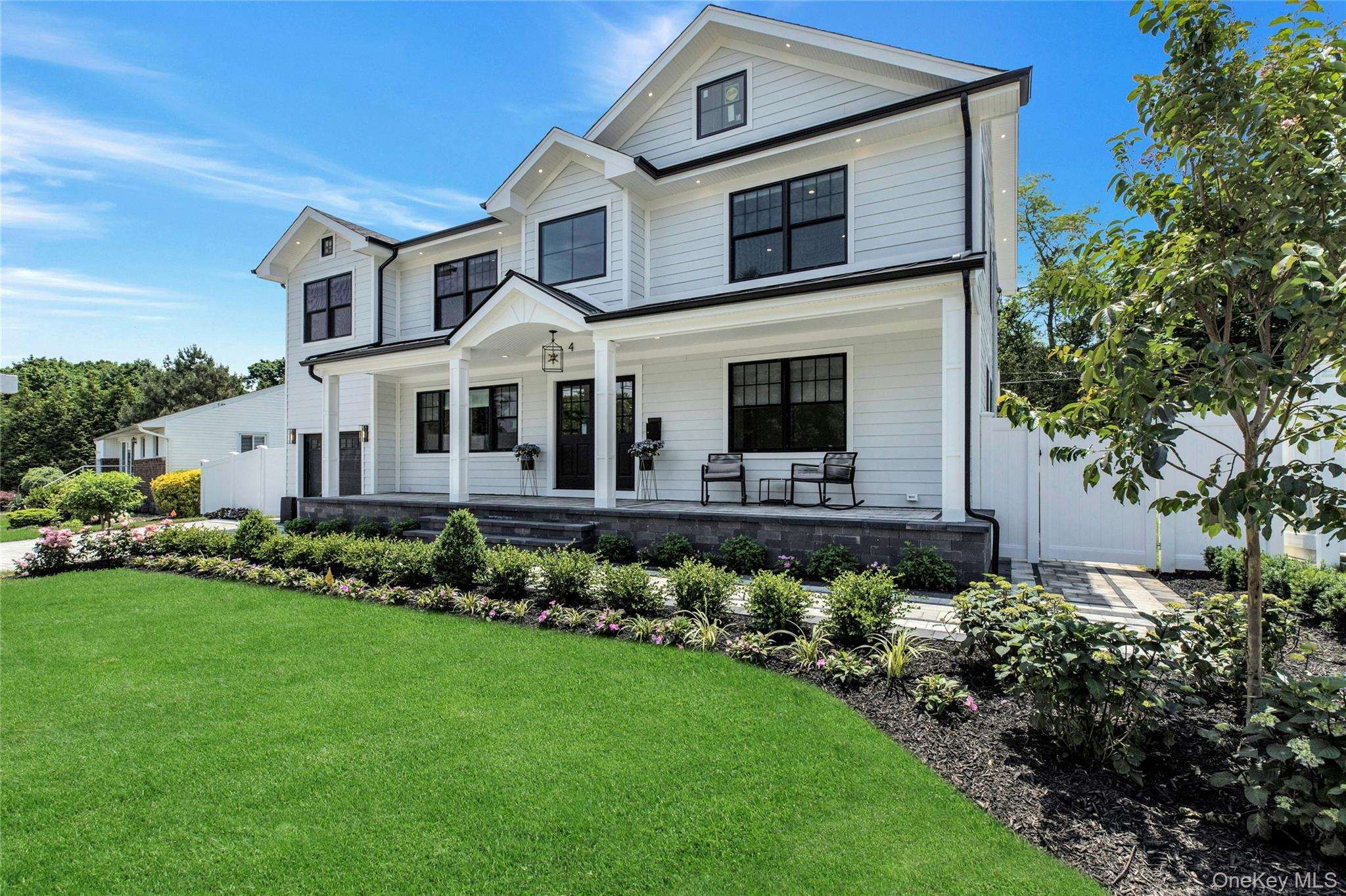 8 Allison Drive, Old Bethpage, NY 11804