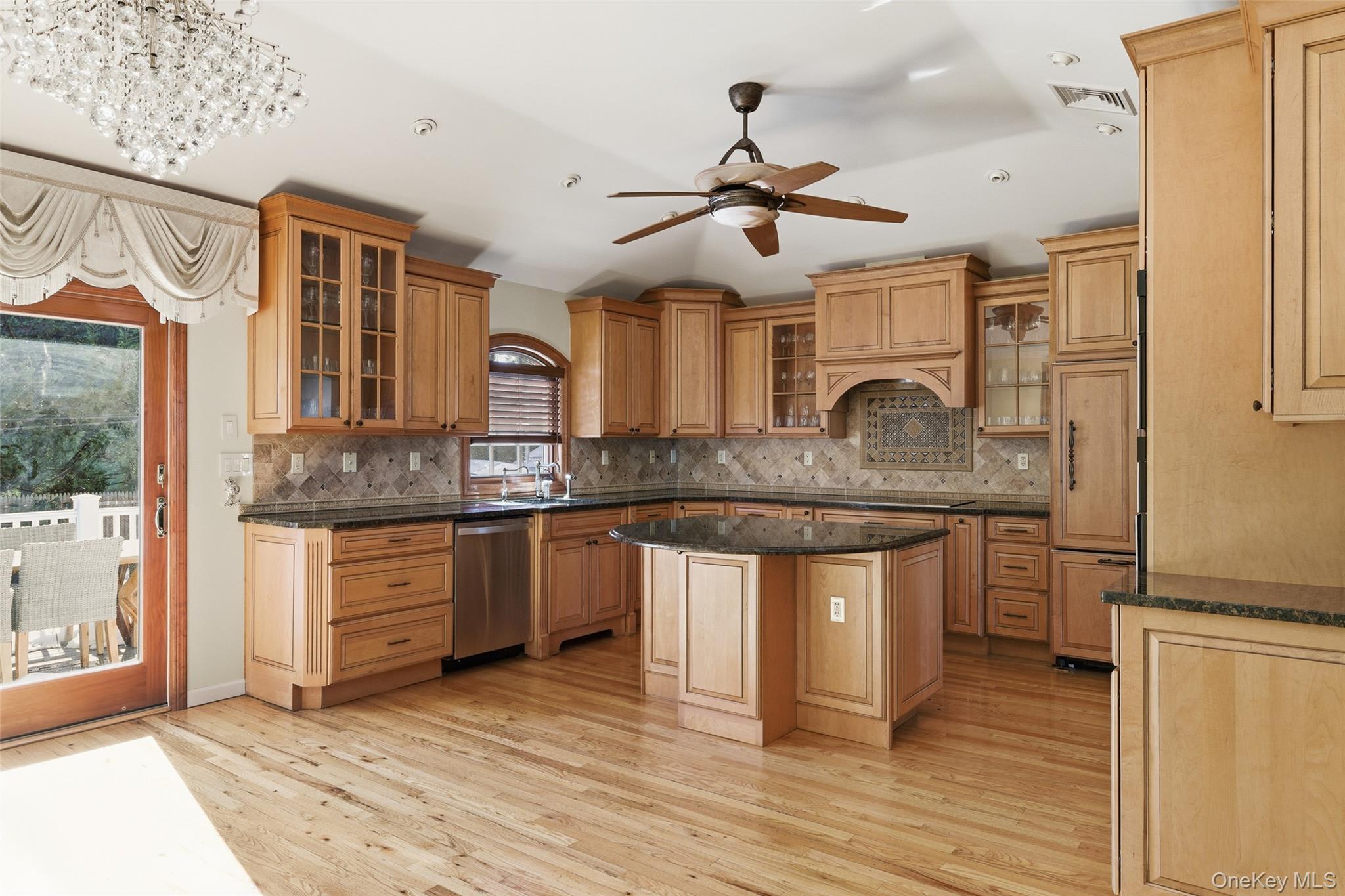 716 Park Lane, Valley Stream, NY 11581