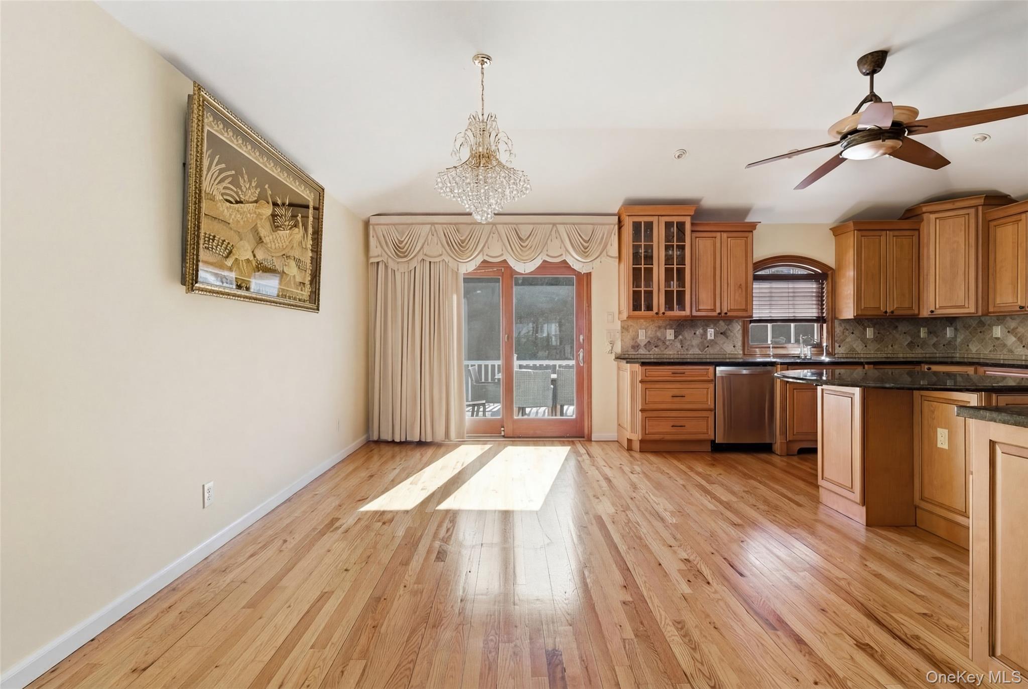 716 Park Lane, Valley Stream, NY 11581