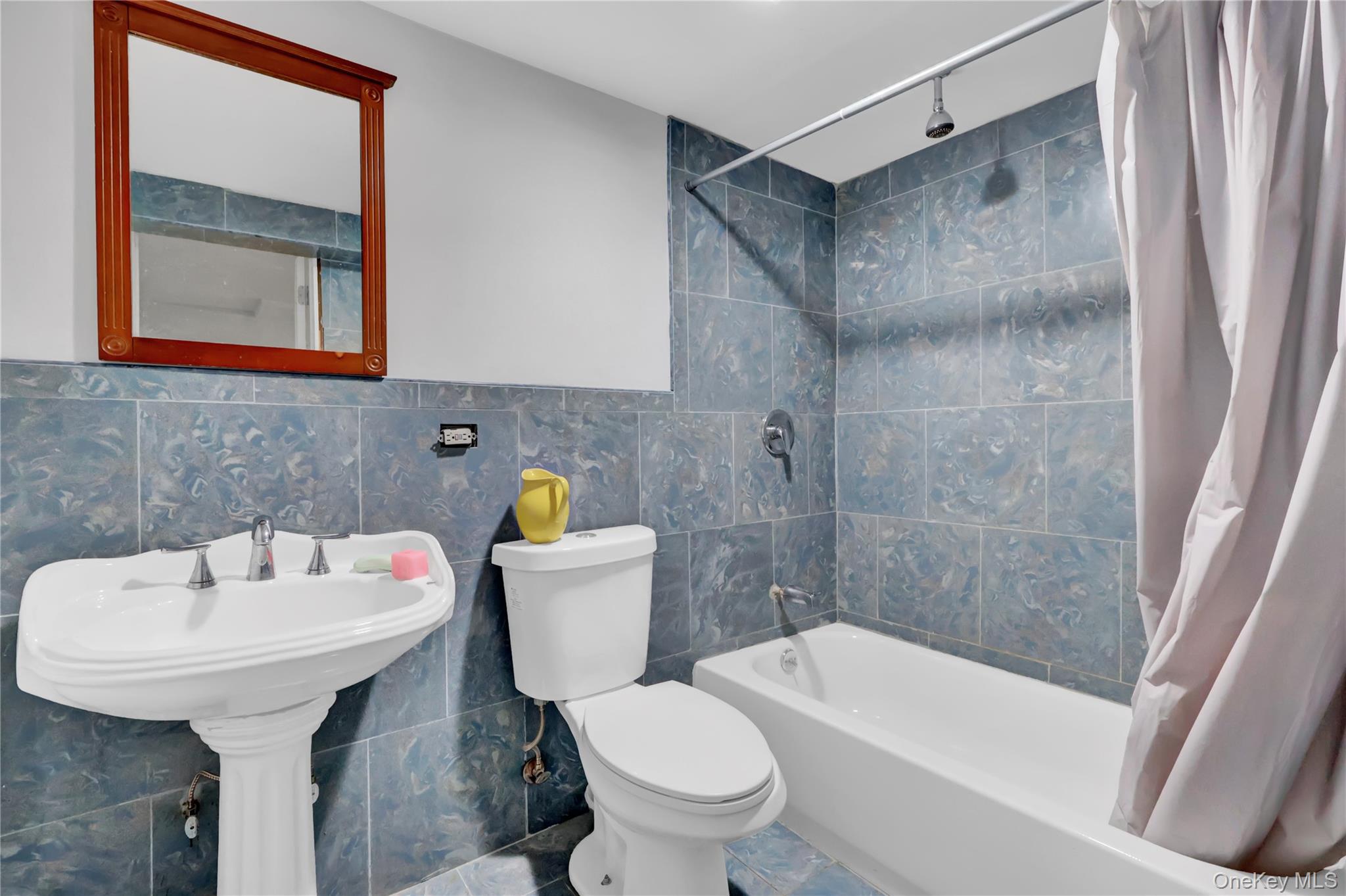 88-37 88th Street, Woodhaven, NY 11421