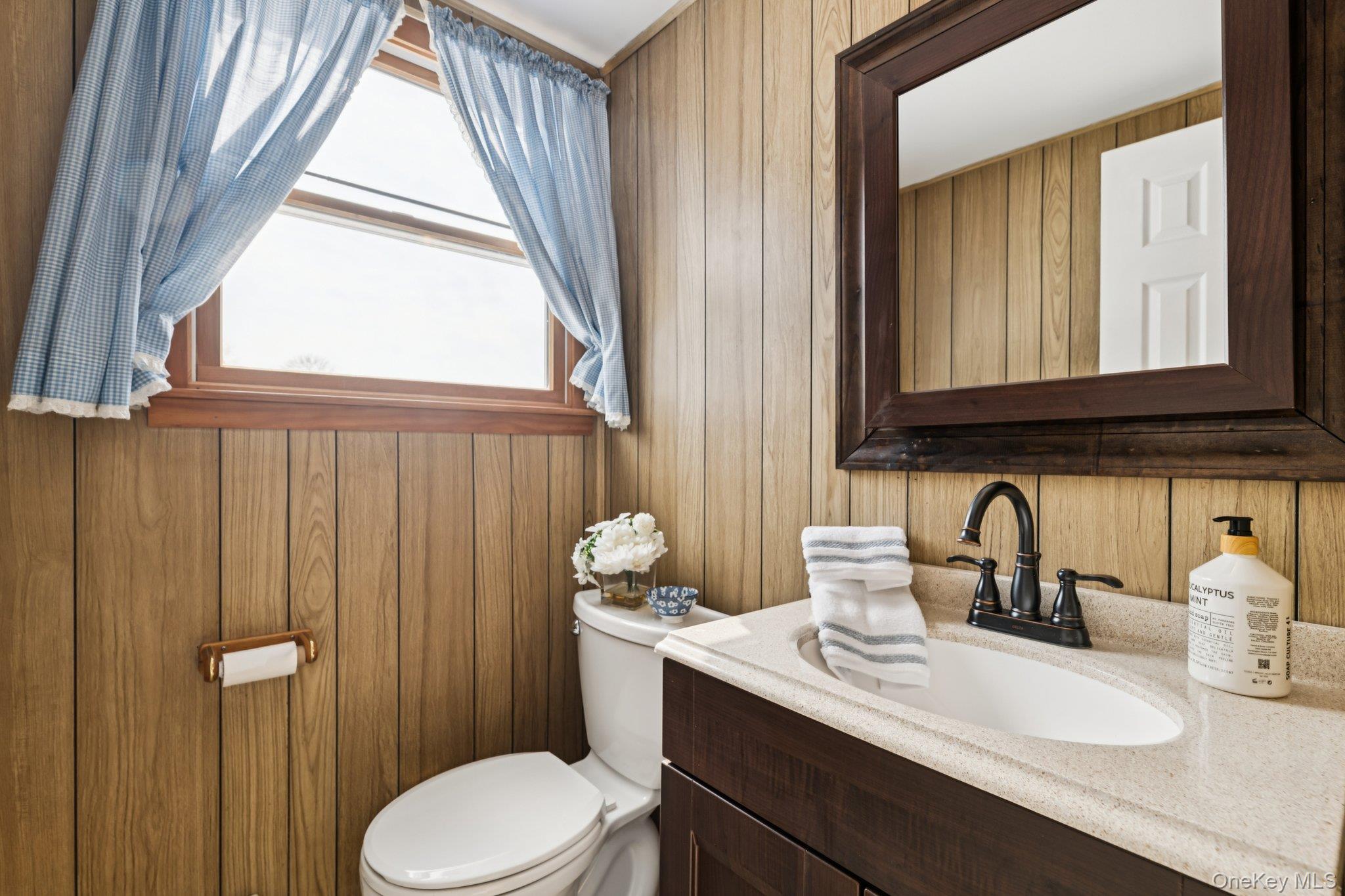 28 Sycamore Avenue, Lake Grove, NY 11755