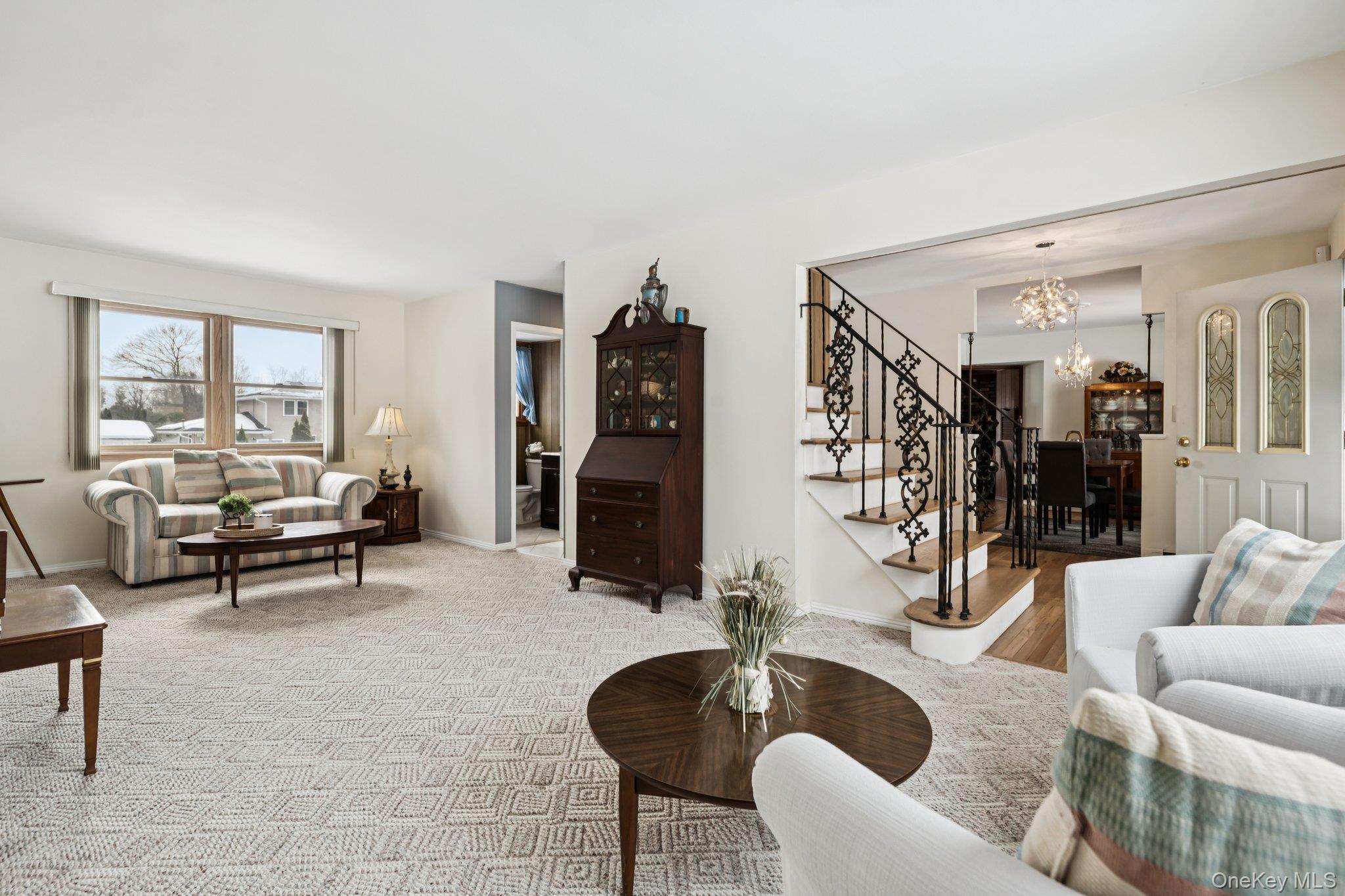 28 Sycamore Avenue, Lake Grove, NY 11755