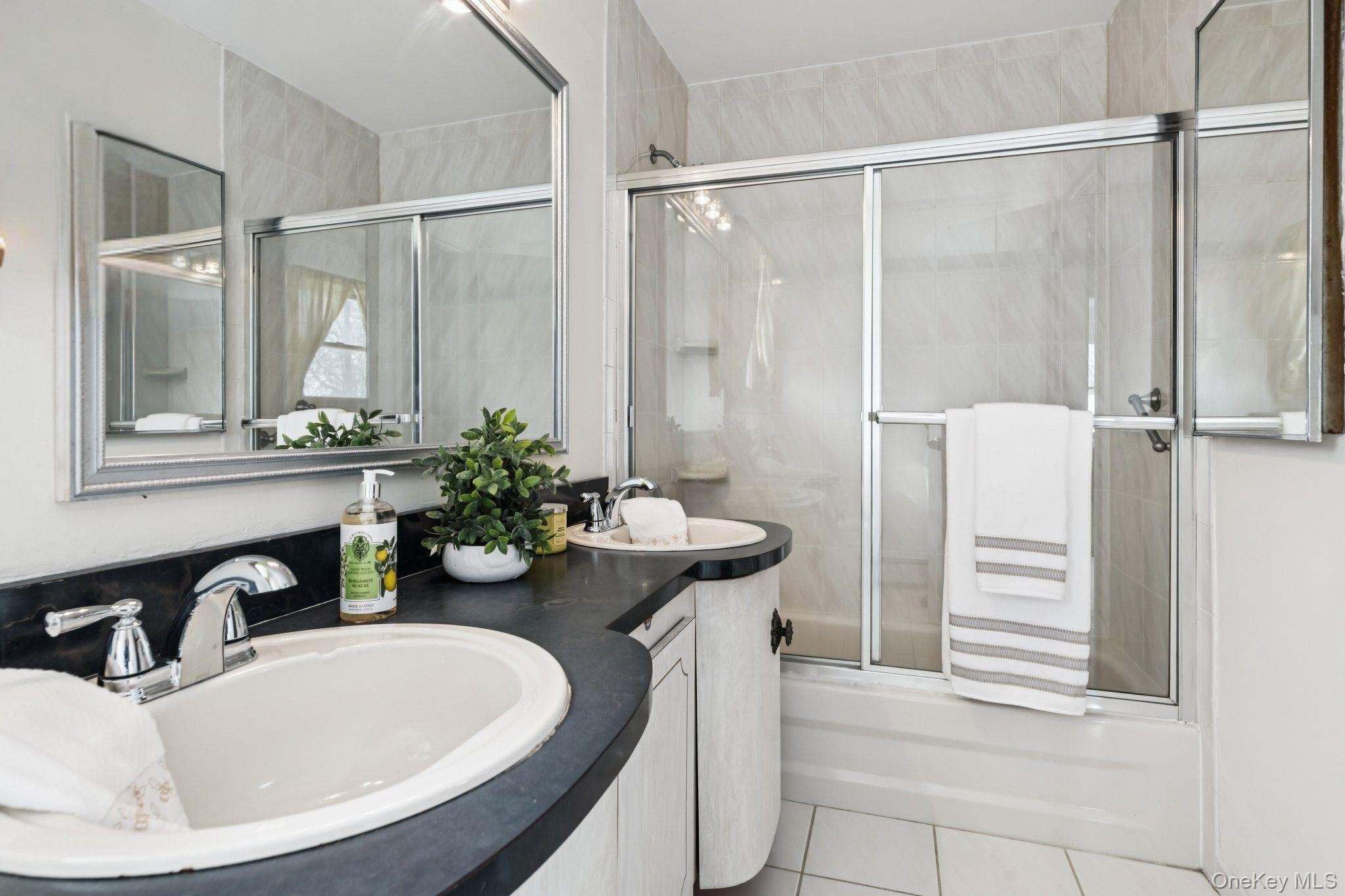 28 Sycamore Avenue, Lake Grove, NY 11755