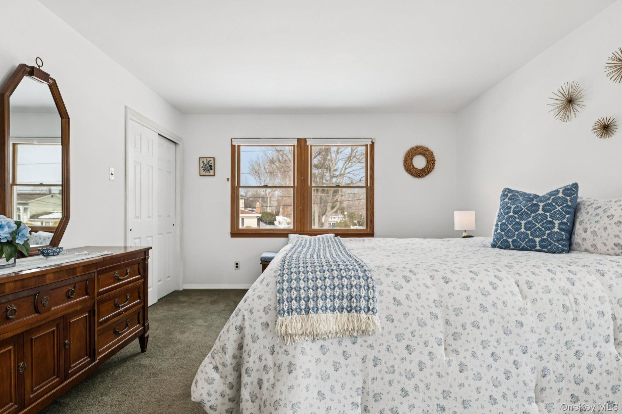 28 Sycamore Avenue, Lake Grove, NY 11755