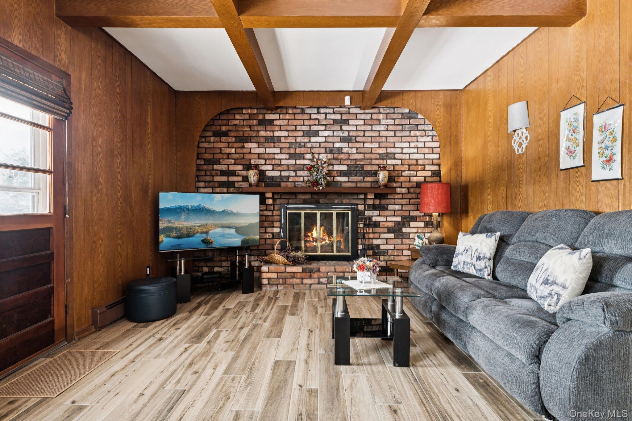 28 Sycamore Avenue, Lake Grove, NY 11755