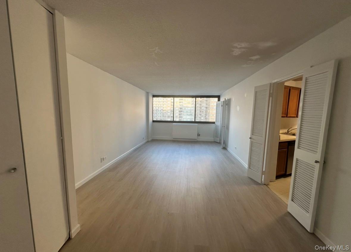 1 BAY CLUB Drive # 7G, Bayside, NY 11360