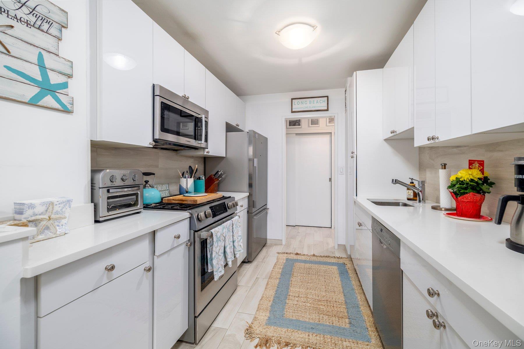 430 Shore Road # 2E, Long Beach, NY 11561