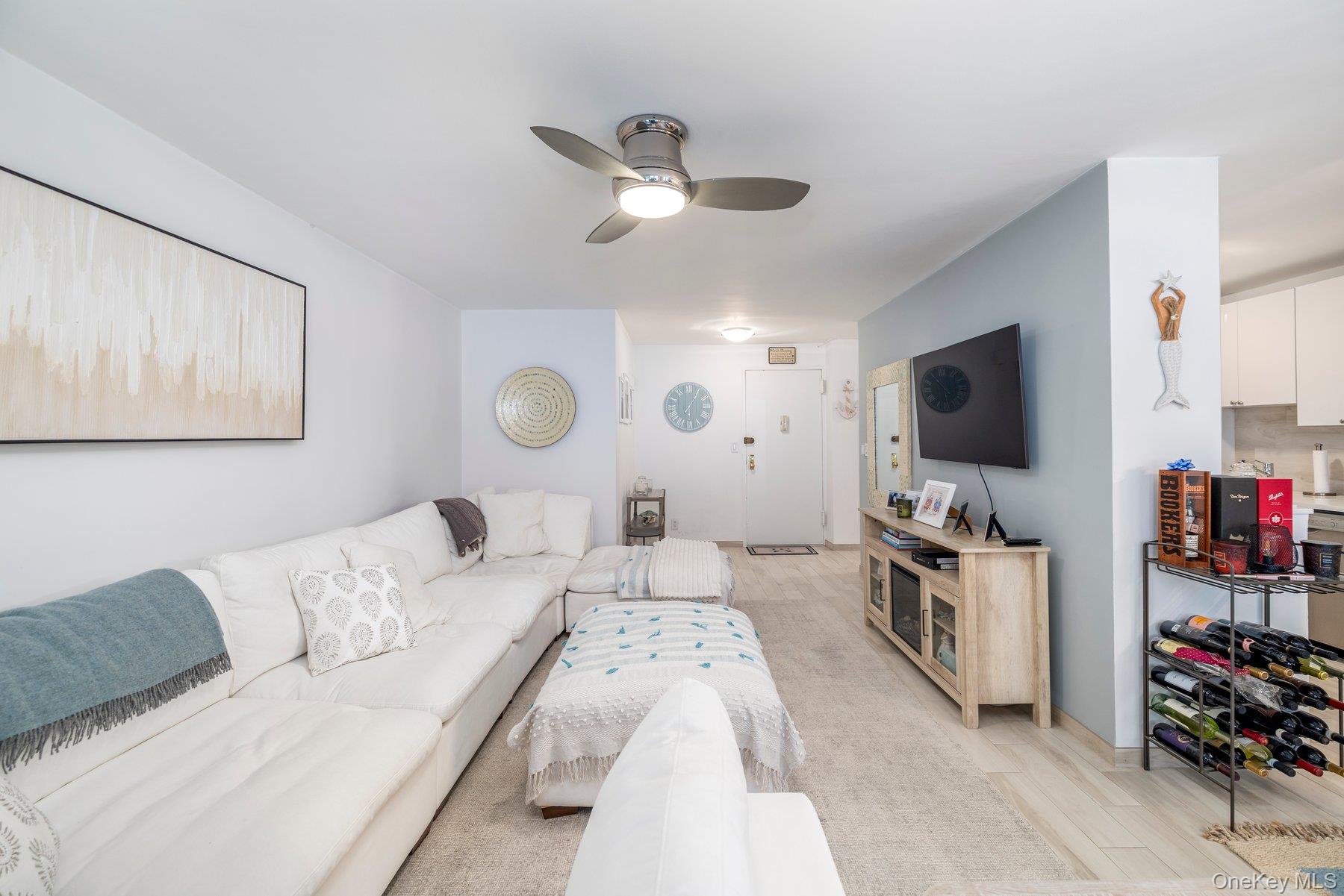 430 Shore Road # 2E, Long Beach, NY 11561