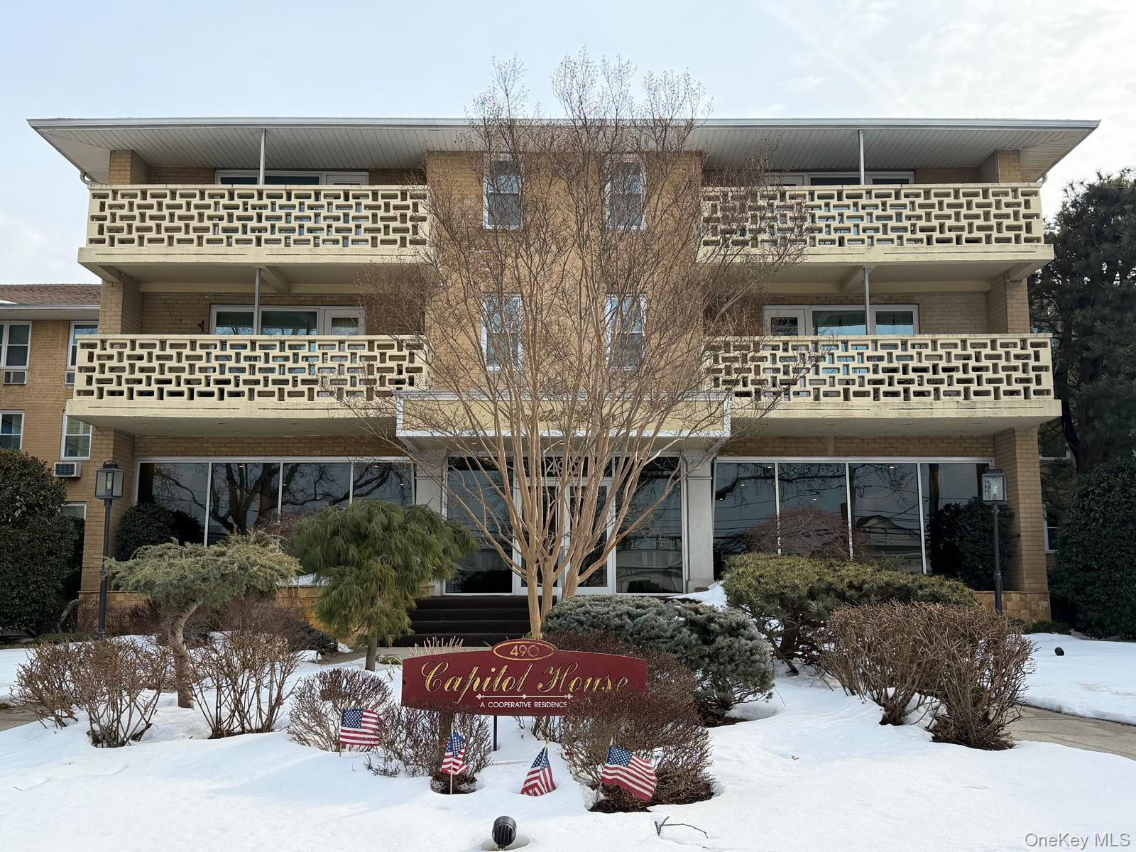 490 Atlantic Avenue # 115, East Rockaway, NY 11518