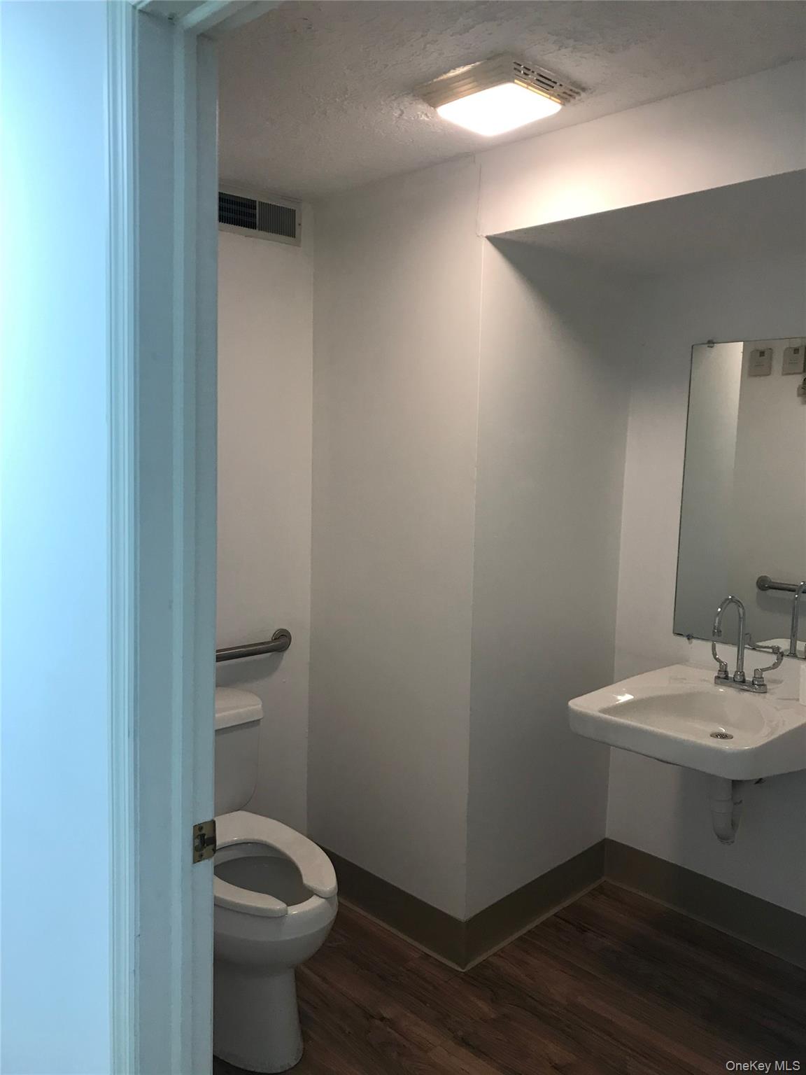 184 Broadway # 2, Newburgh, NY 12550