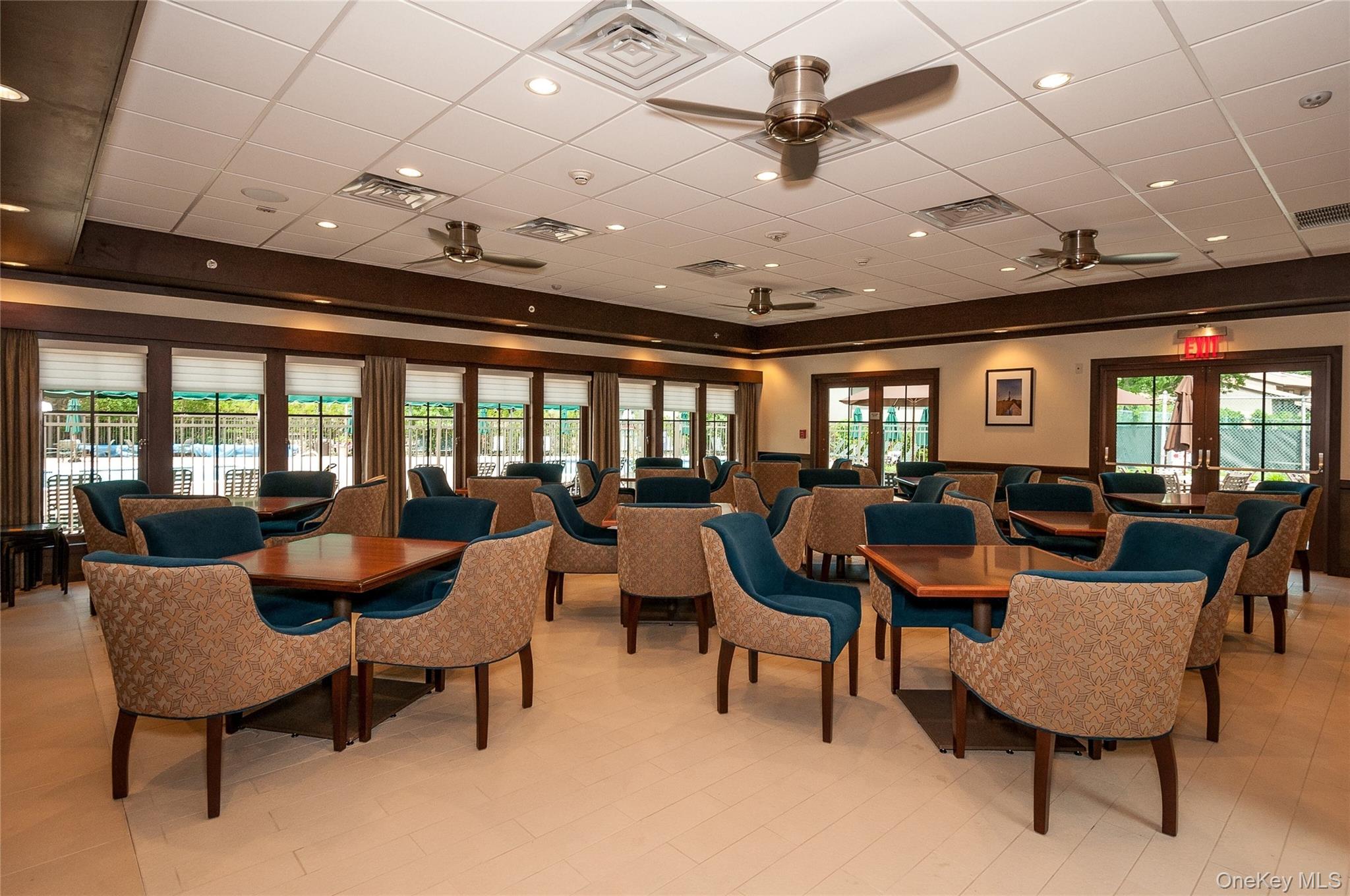 194 Alta Terrace Terrace, Jericho, NY 11753