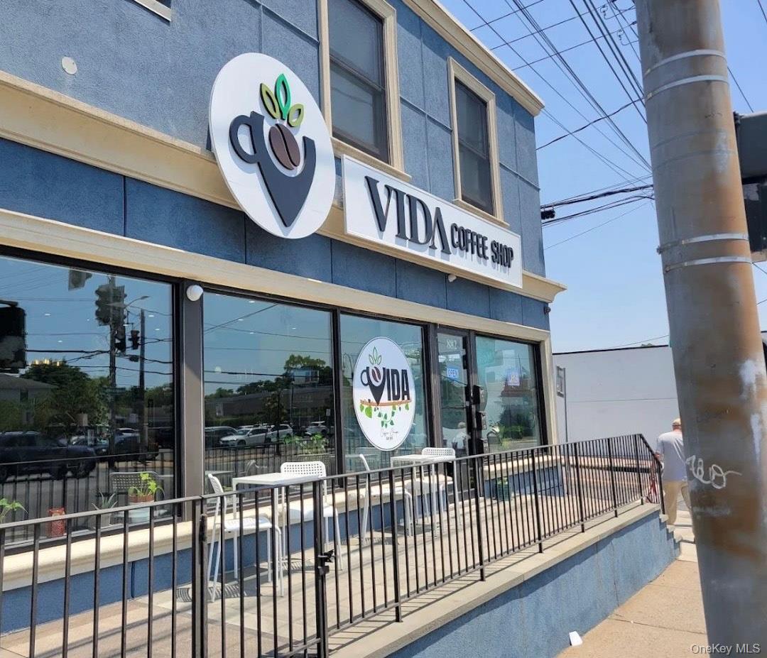 882 Hempstead Turnpike, Franklin Square, NY 11010