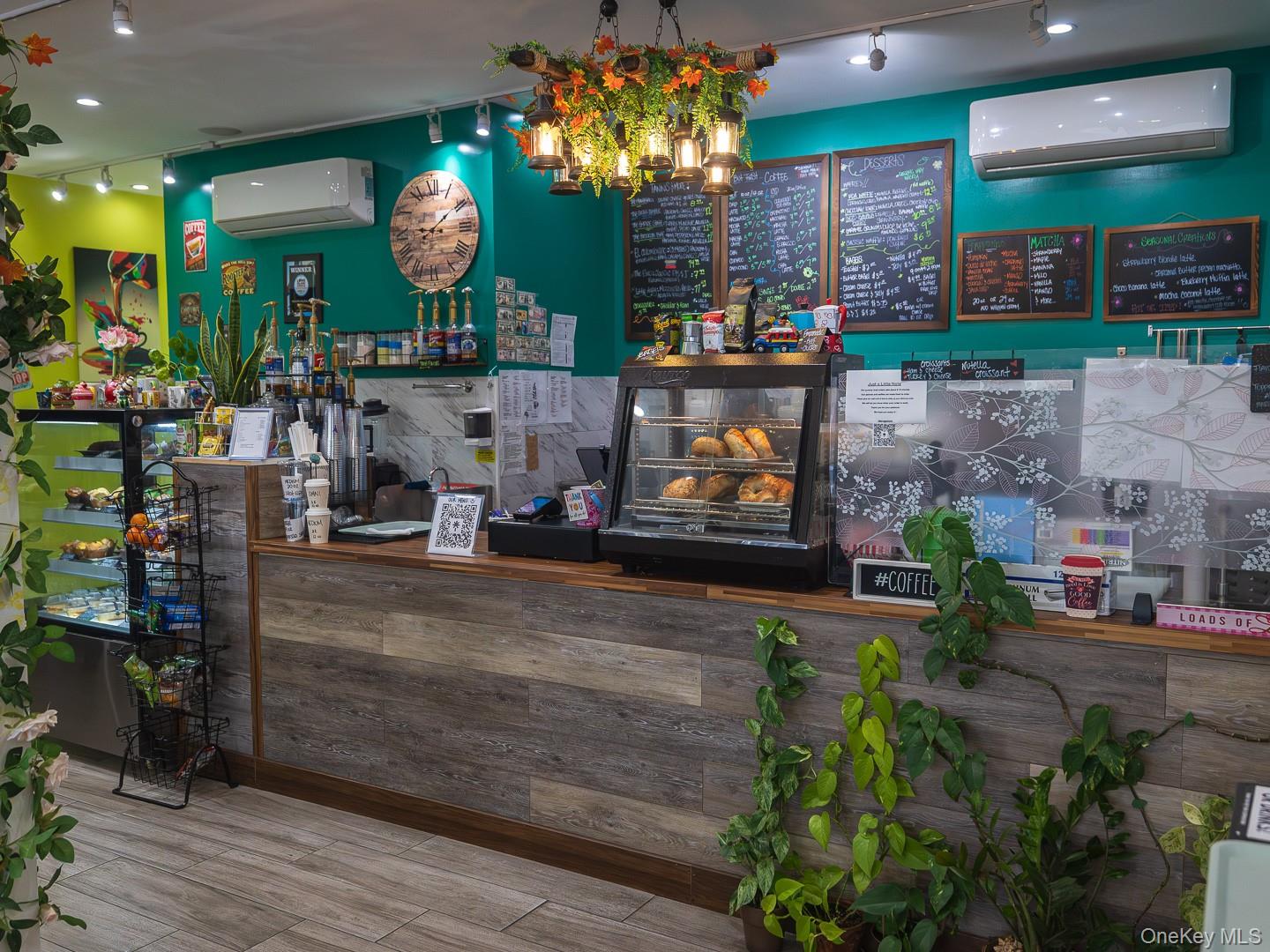 882 Hempstead Turnpike, Franklin Square, NY 11010