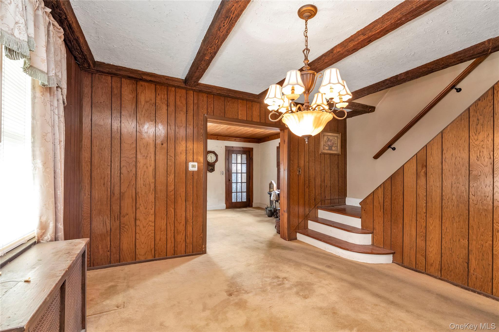 30 Putnam Avenue, Lynbrook, NY 11563