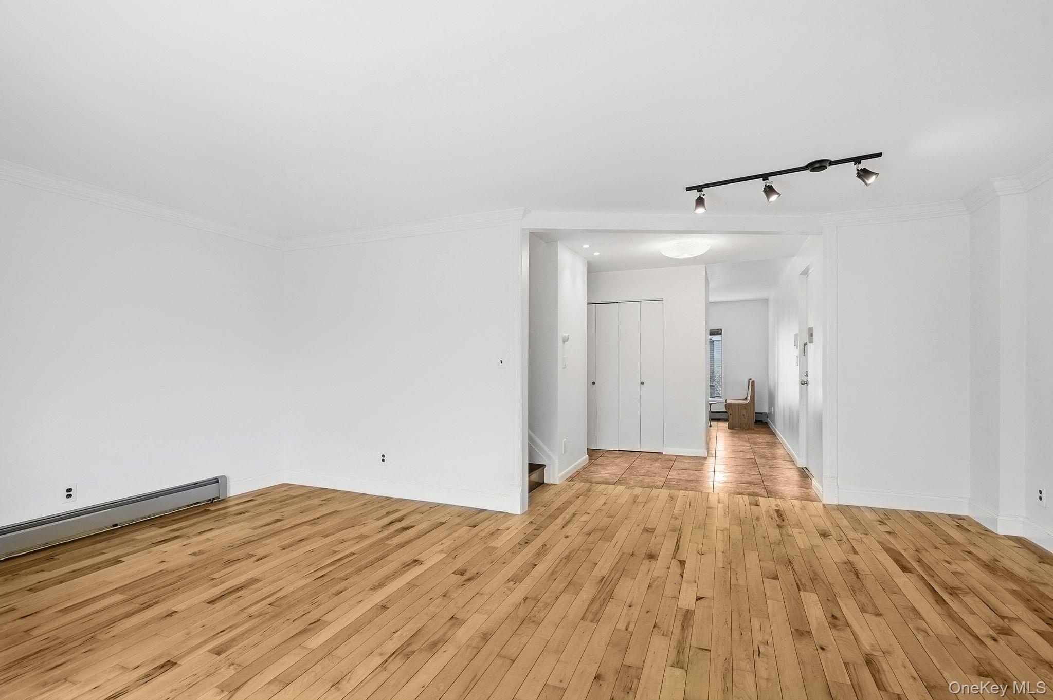 152 Tier Street # 211C, Bronx, NY 10464