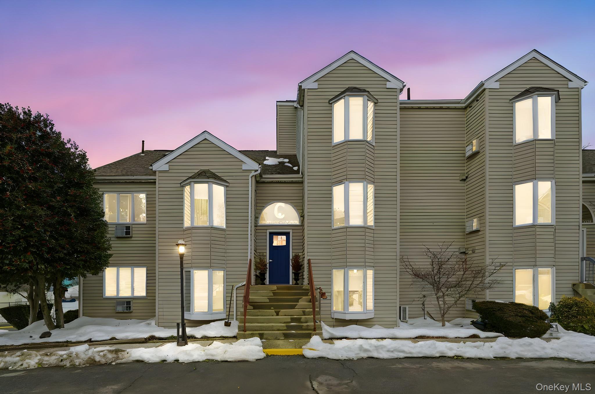 152 Tier Street # 211C, Bronx, NY 10464