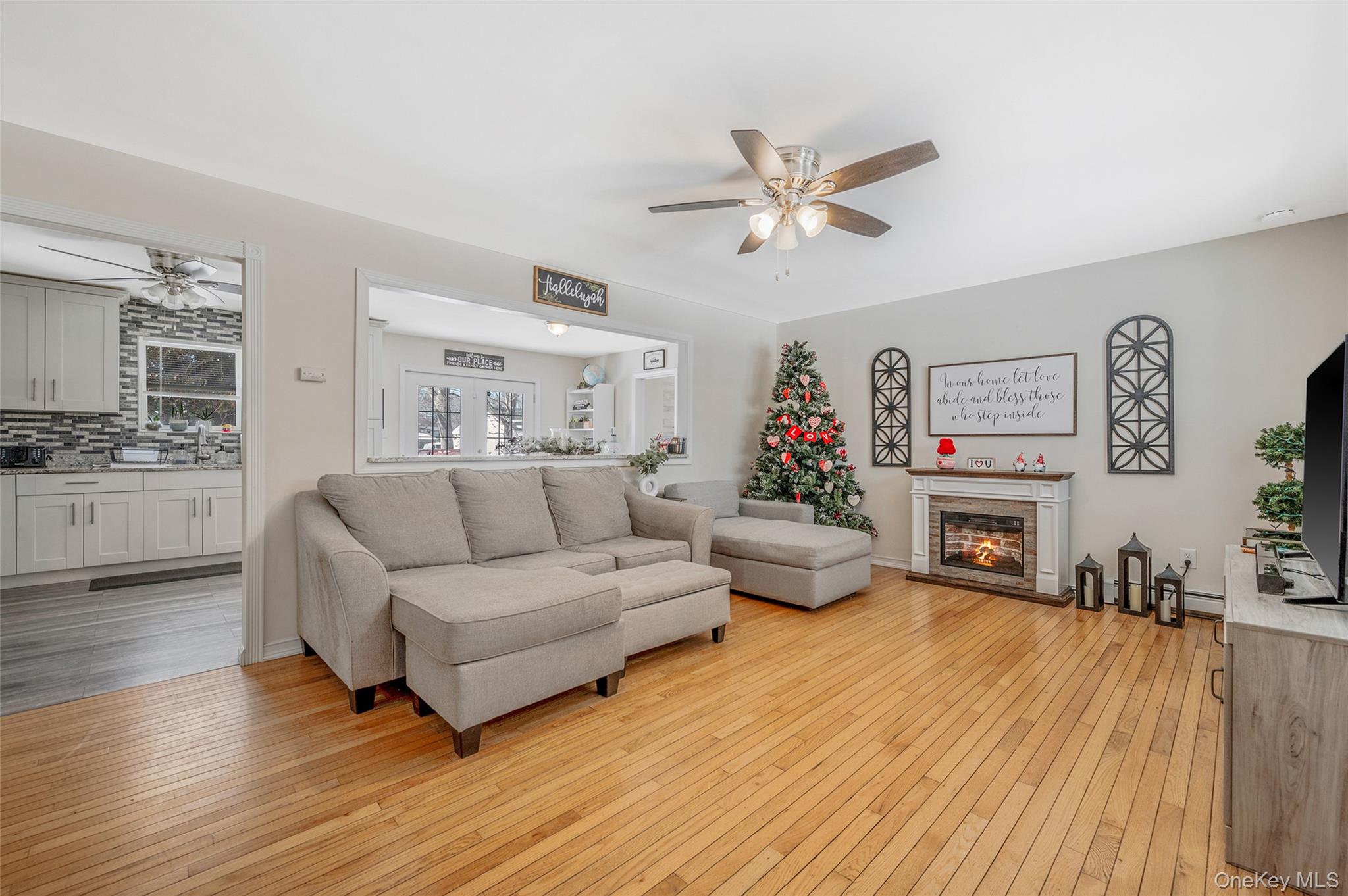 126 Floyd Road, Shirley, NY 11967