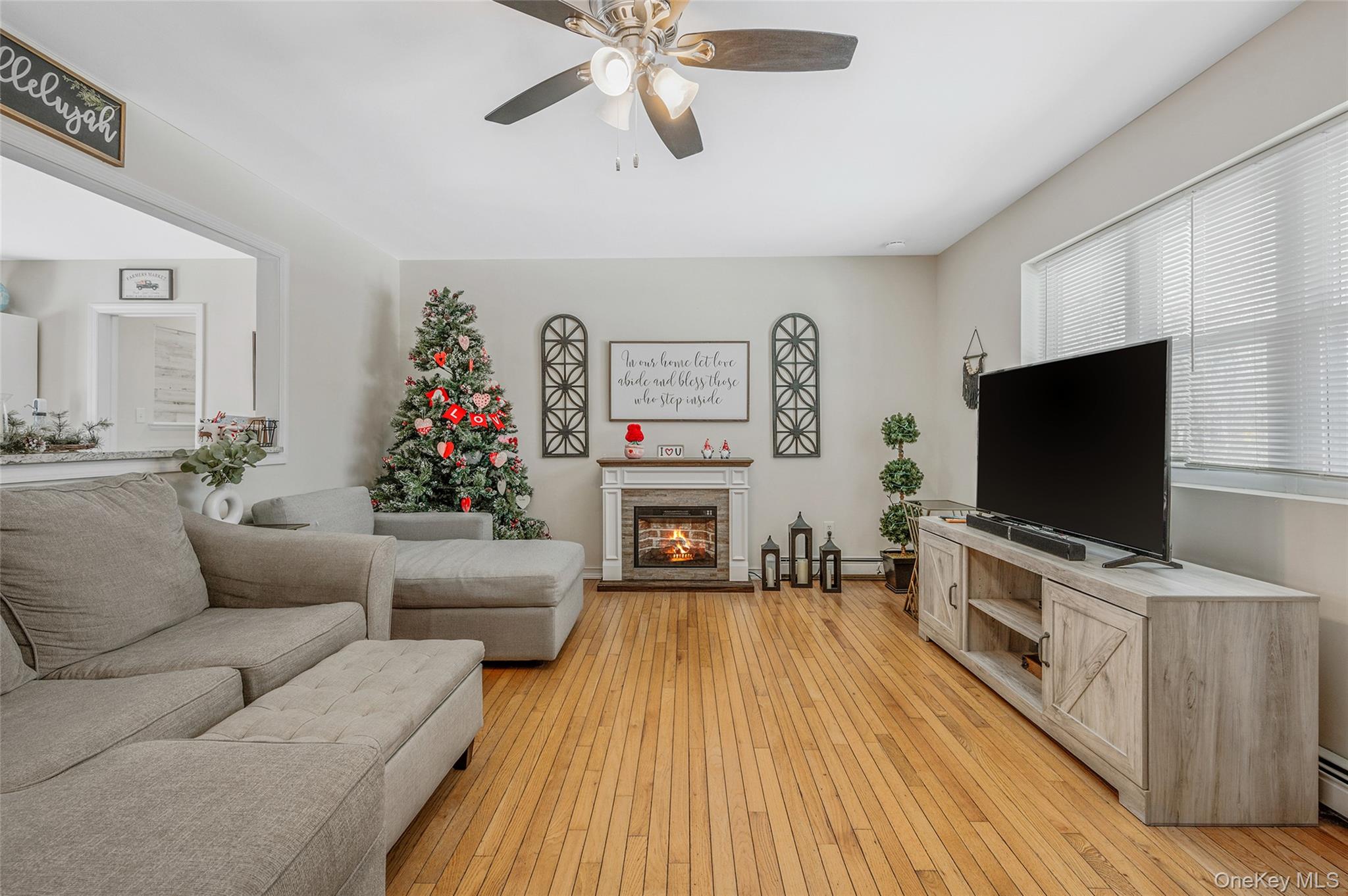 126 Floyd Road, Shirley, NY 11967