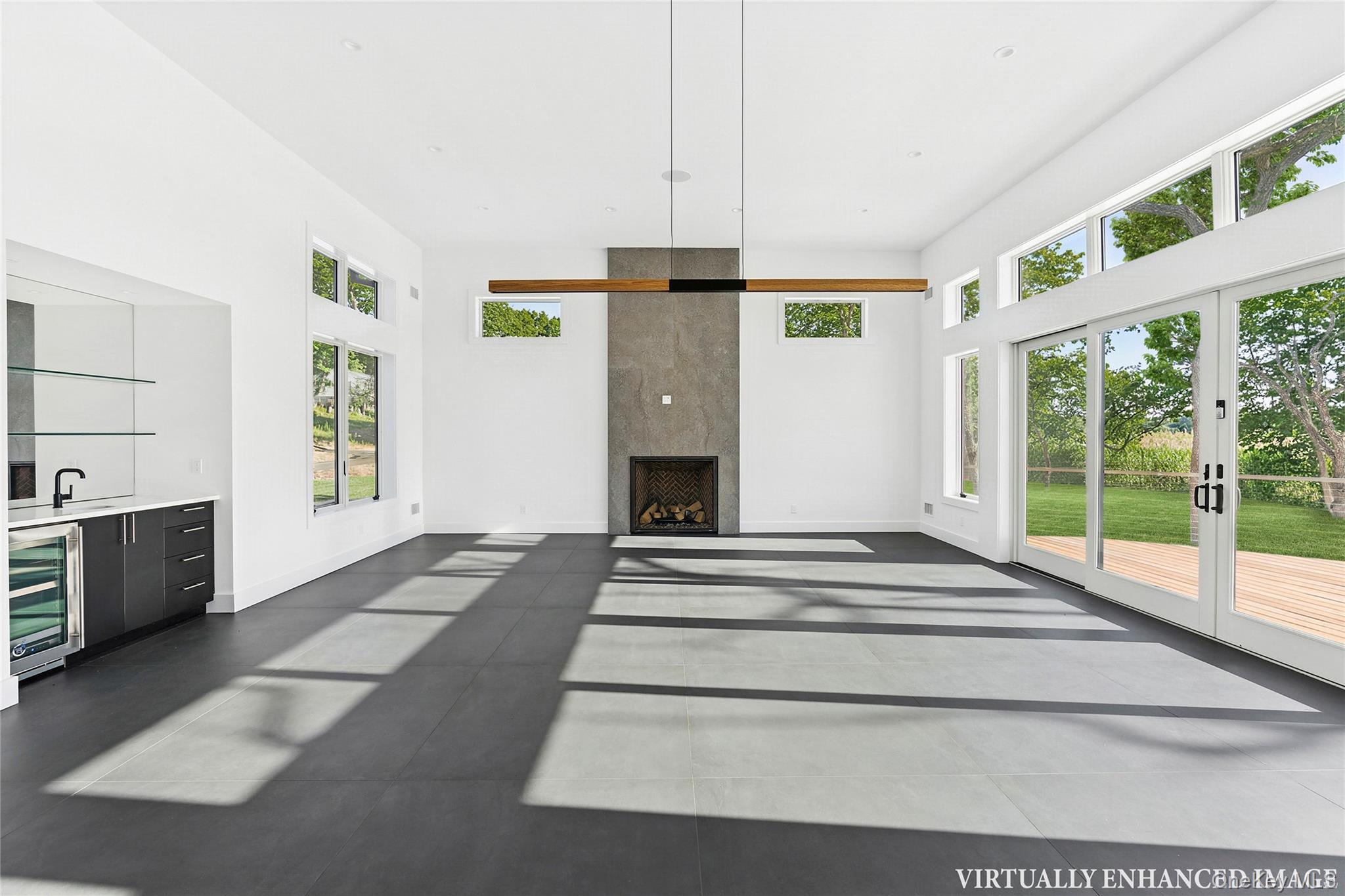 8 Hilo Drive, Shelter Island, NY 11964