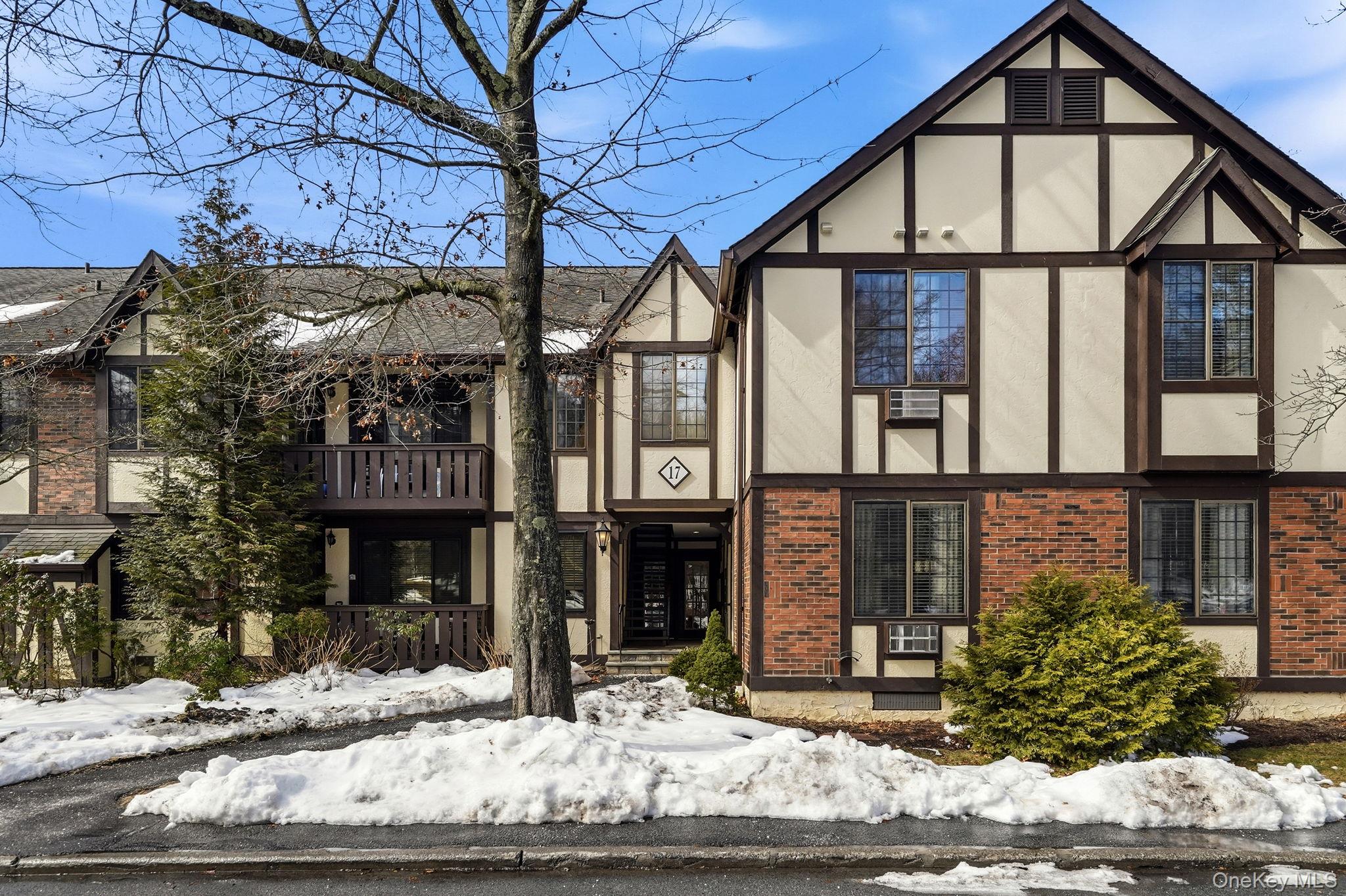 17 Foxwood Drive # 5, Pleasantville, NY 10570