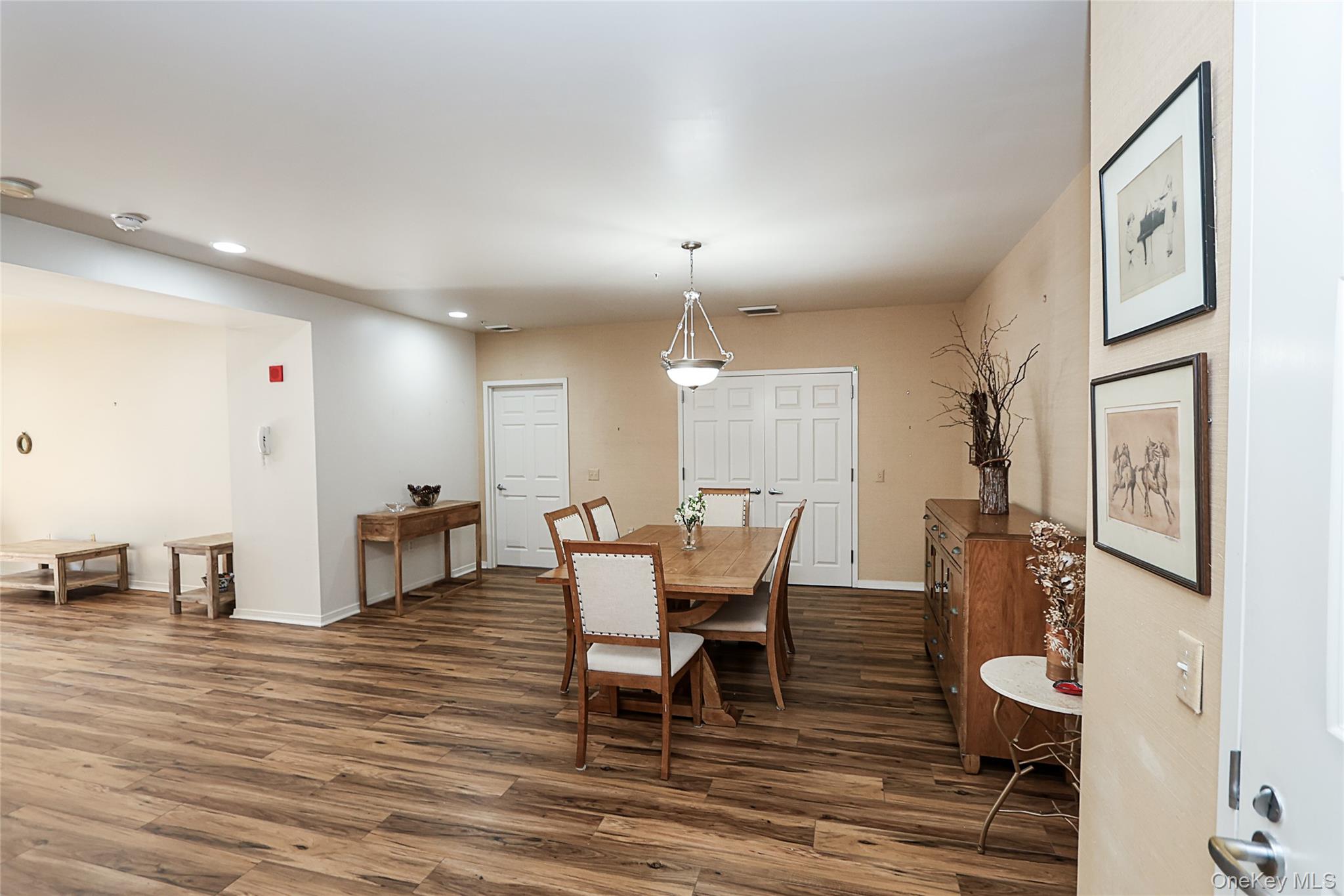 100 Harbor View Drive # 111, Port Washington, NY 11050