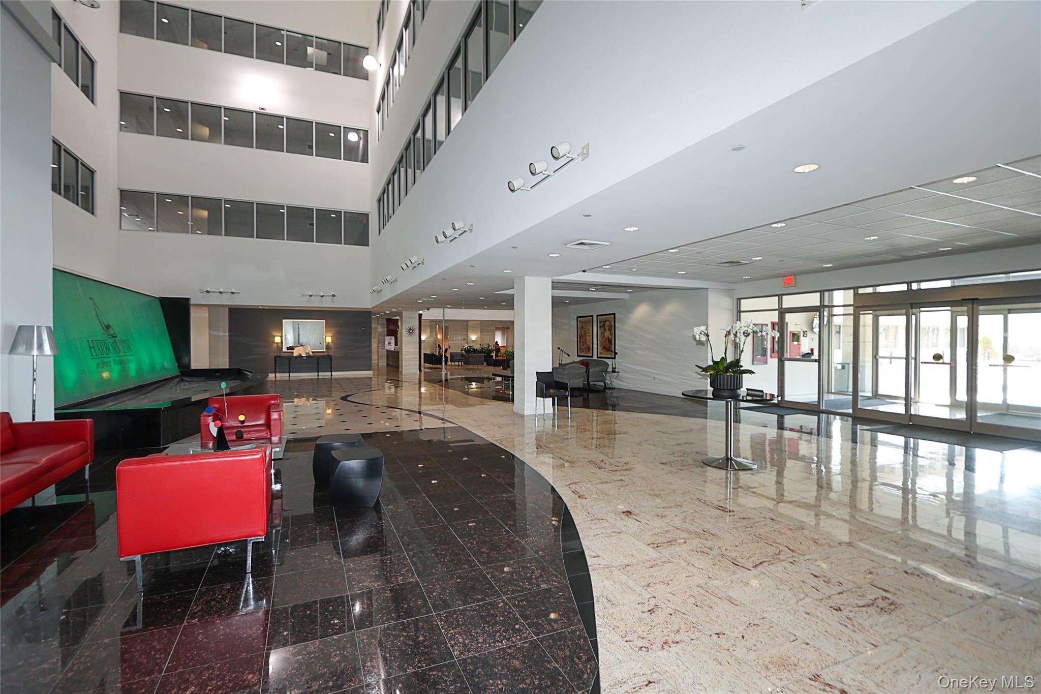 100 Harbor View Drive # 111, Port Washington, NY 11050