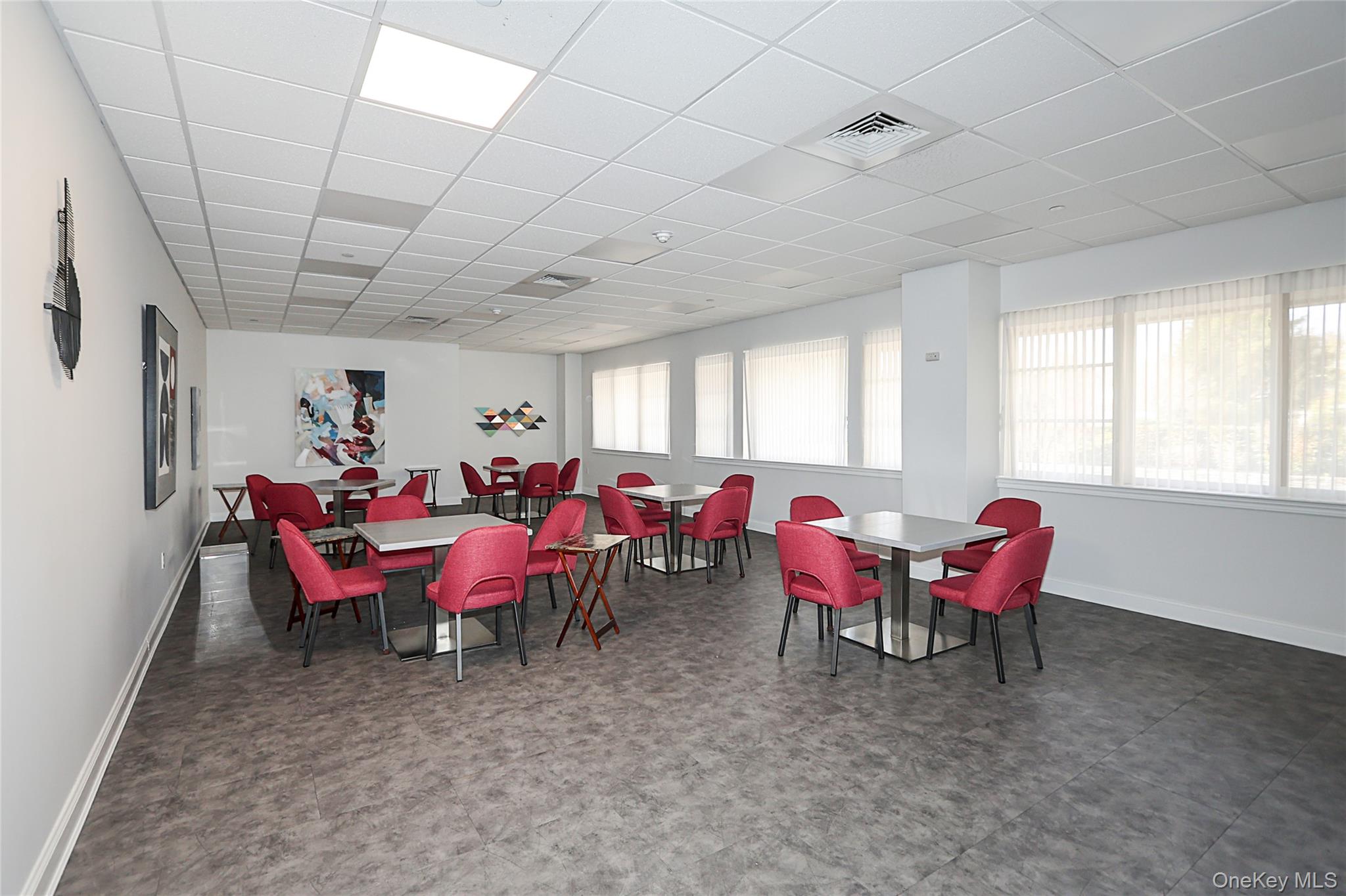 100 Harbor View Drive # 111, Port Washington, NY 11050