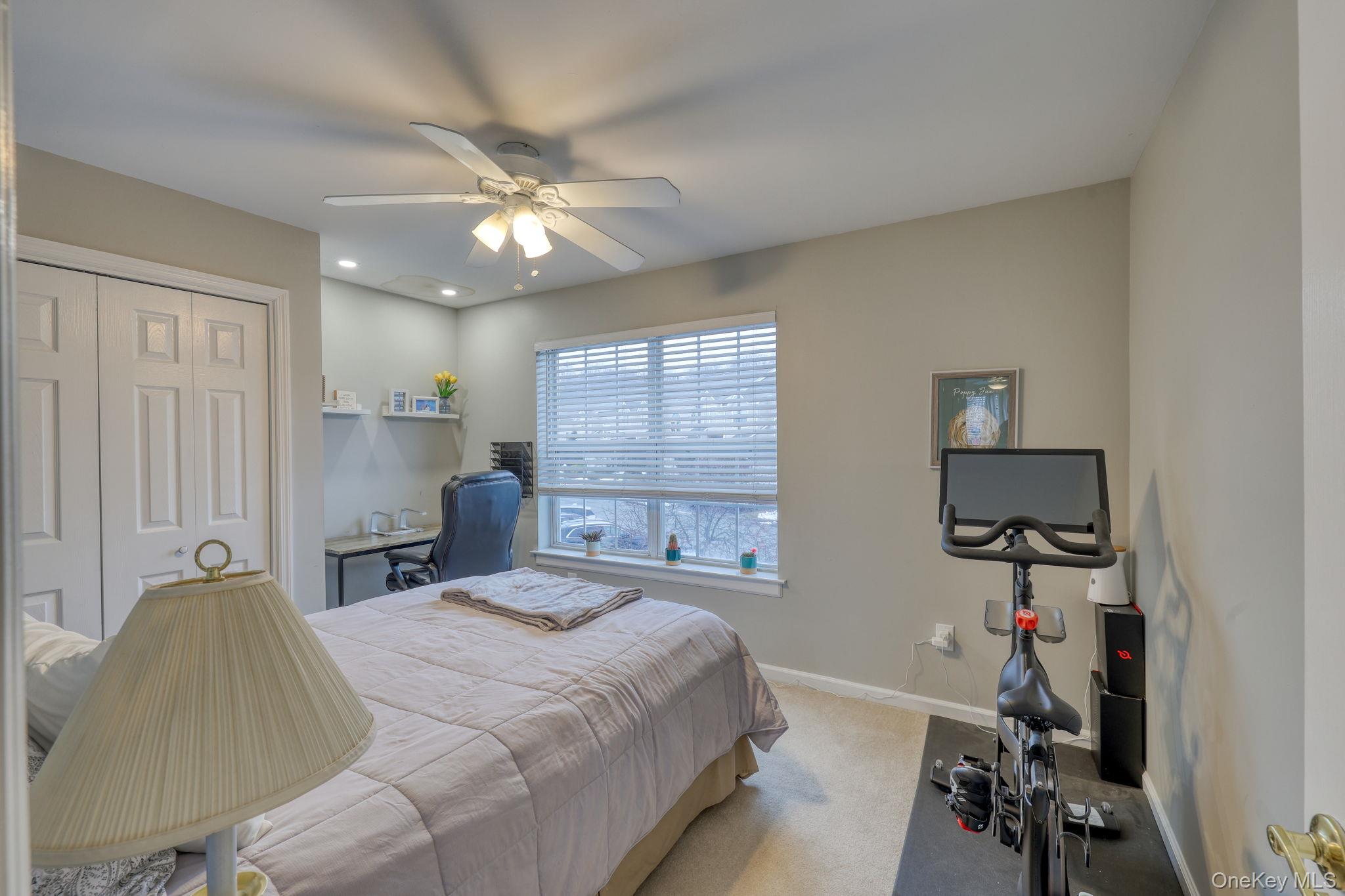 614 Crab Apple Lane, New Windsor, NY 12553