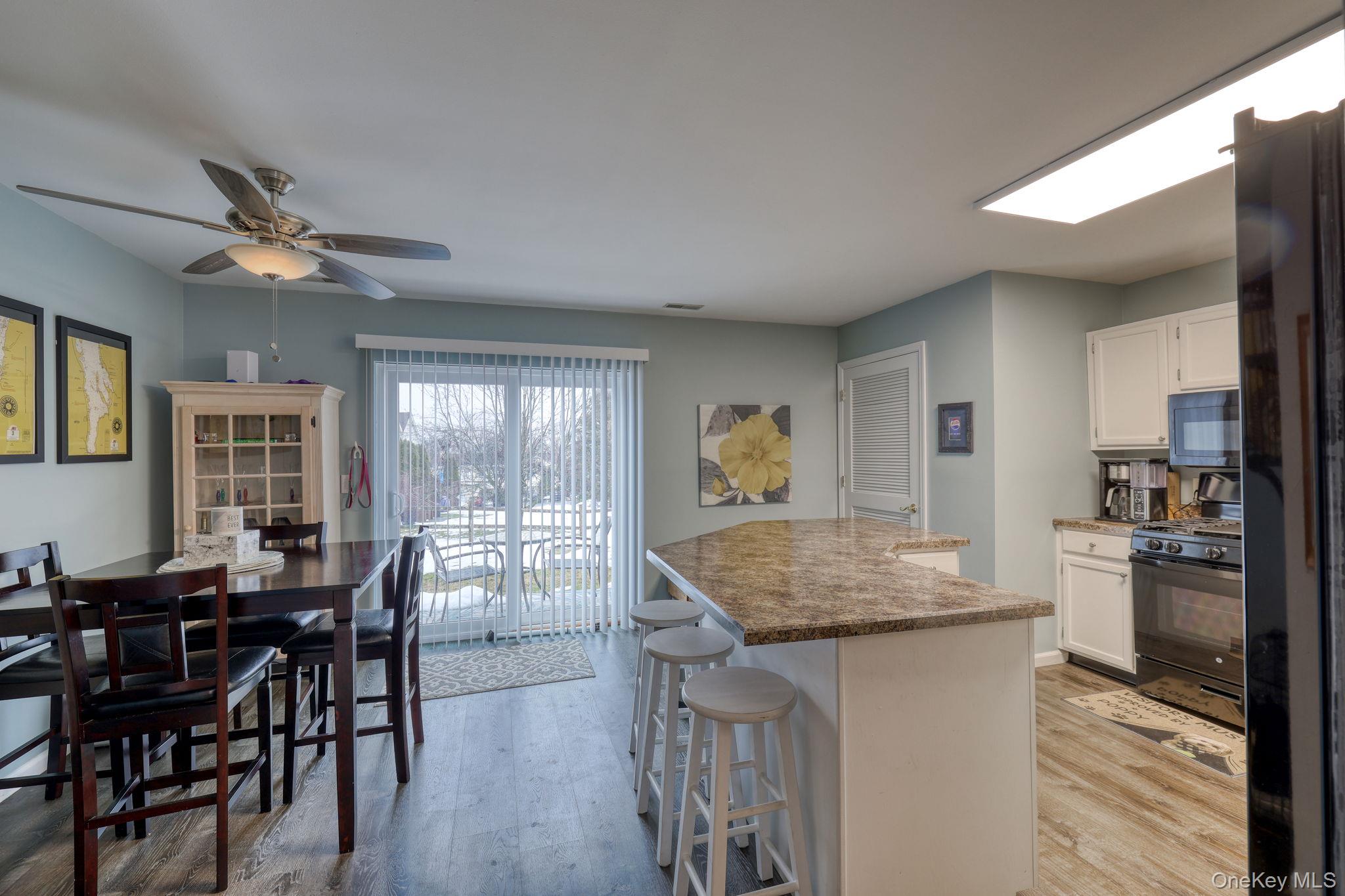 614 Crab Apple Lane, New Windsor, NY 12553