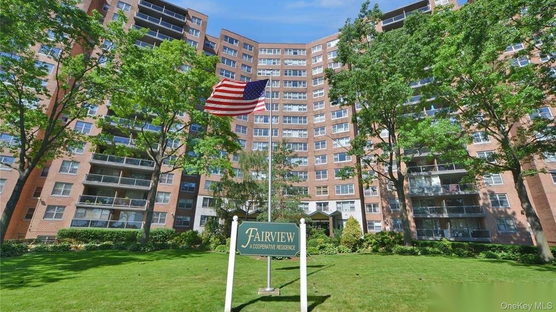 61-20 Grand Central Parkway # C1102, Forest Hills, NY 11375