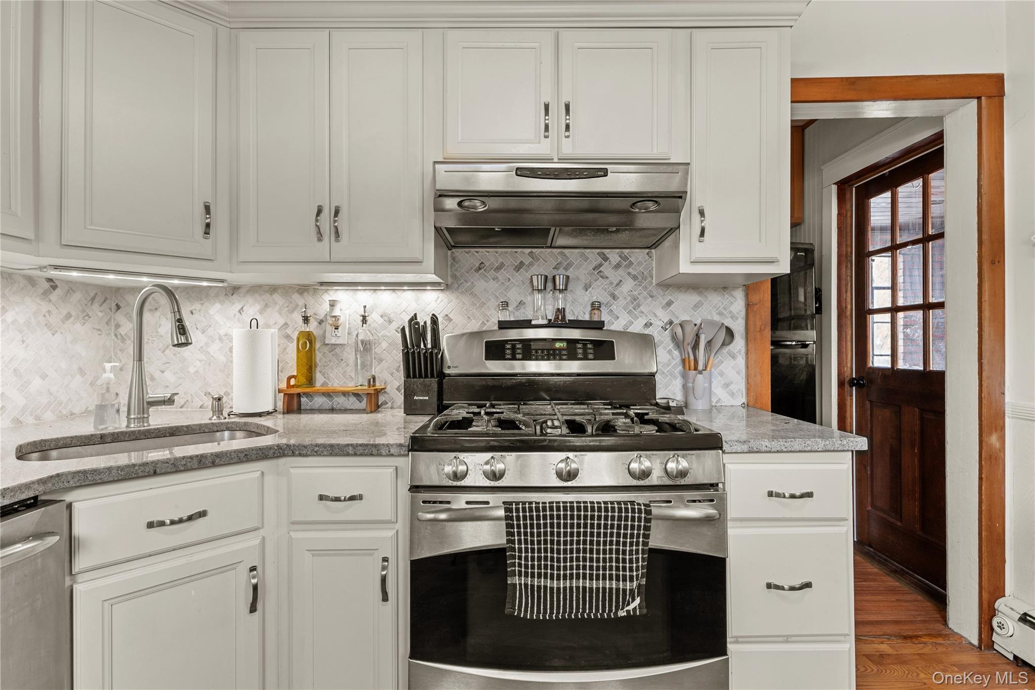 661 Saint Lukes Place, North Baldwin, NY 11510